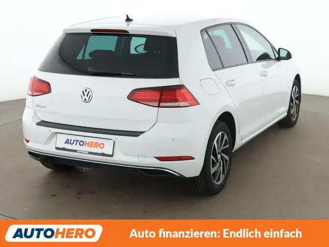 Volkswagen Golf view 6