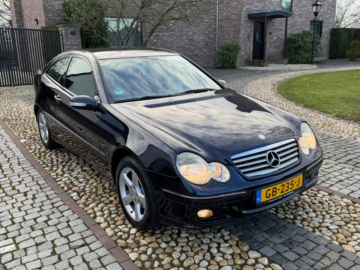 Mercedes-Benz C 180 Sportcoupé Kompressor Automaat Blau - 2