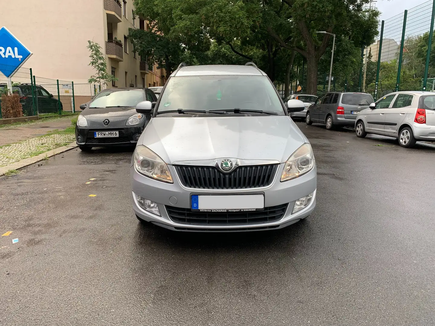Skoda Roomster UNFALLFREI,SCHECKHEFT,KLIMATRONIK Argent - 1
