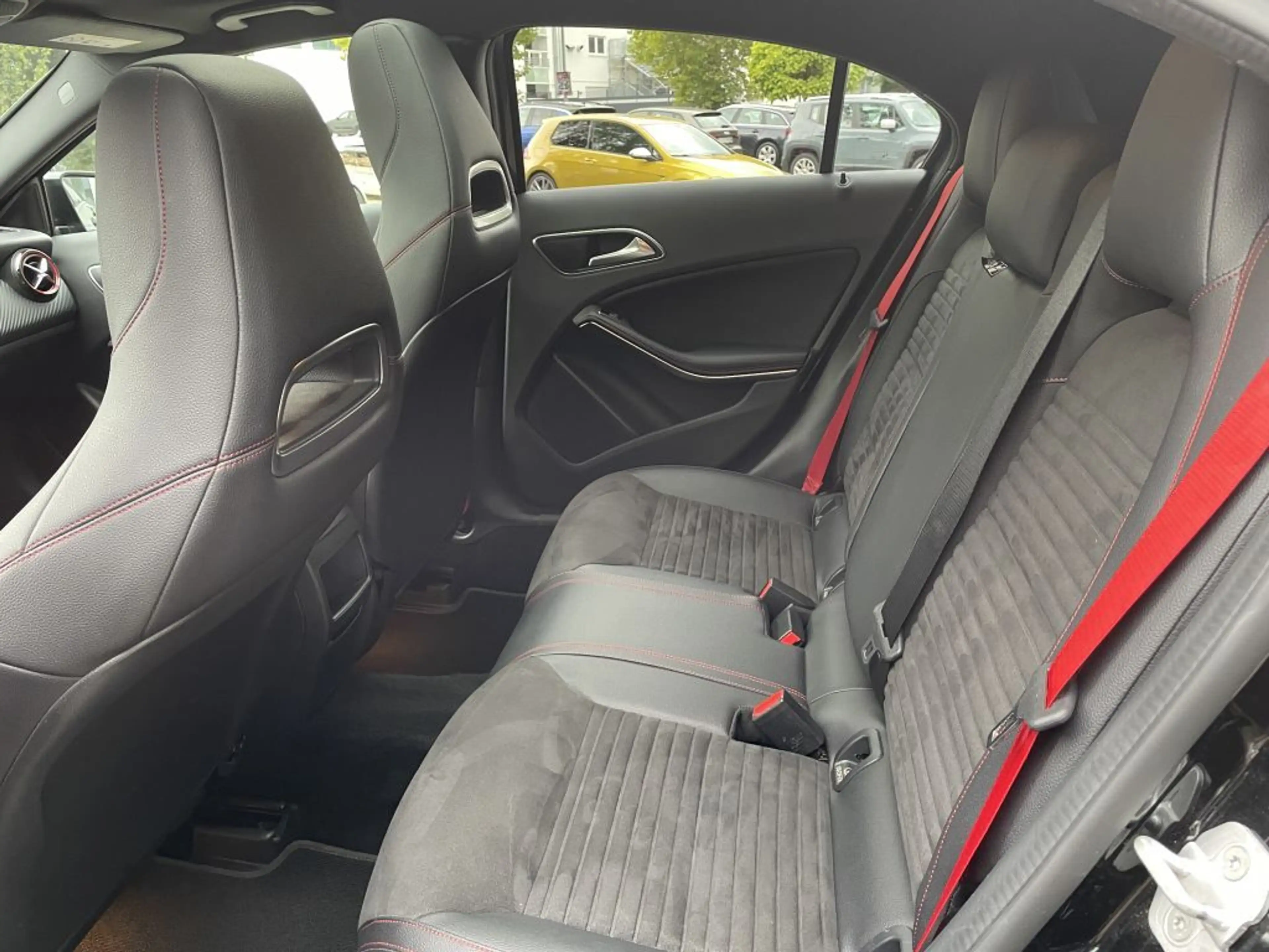Mercedes-Benz A 250 Sport AMG-Line LED/NAVI/KAMERA — photo 13