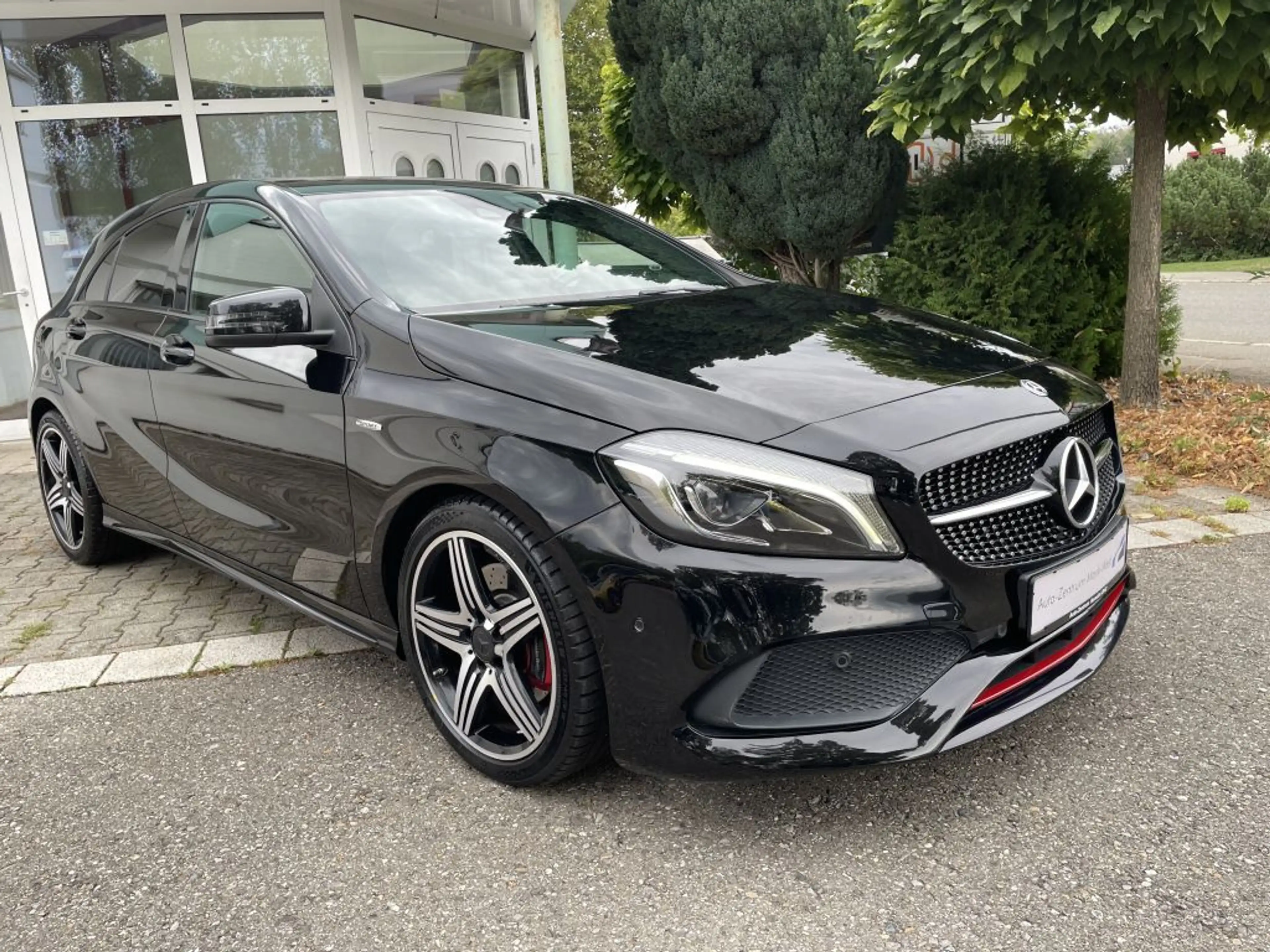 Mercedes-Benz A 250 Sport AMG-Line LED/NAVI/KAMERA — photo 3