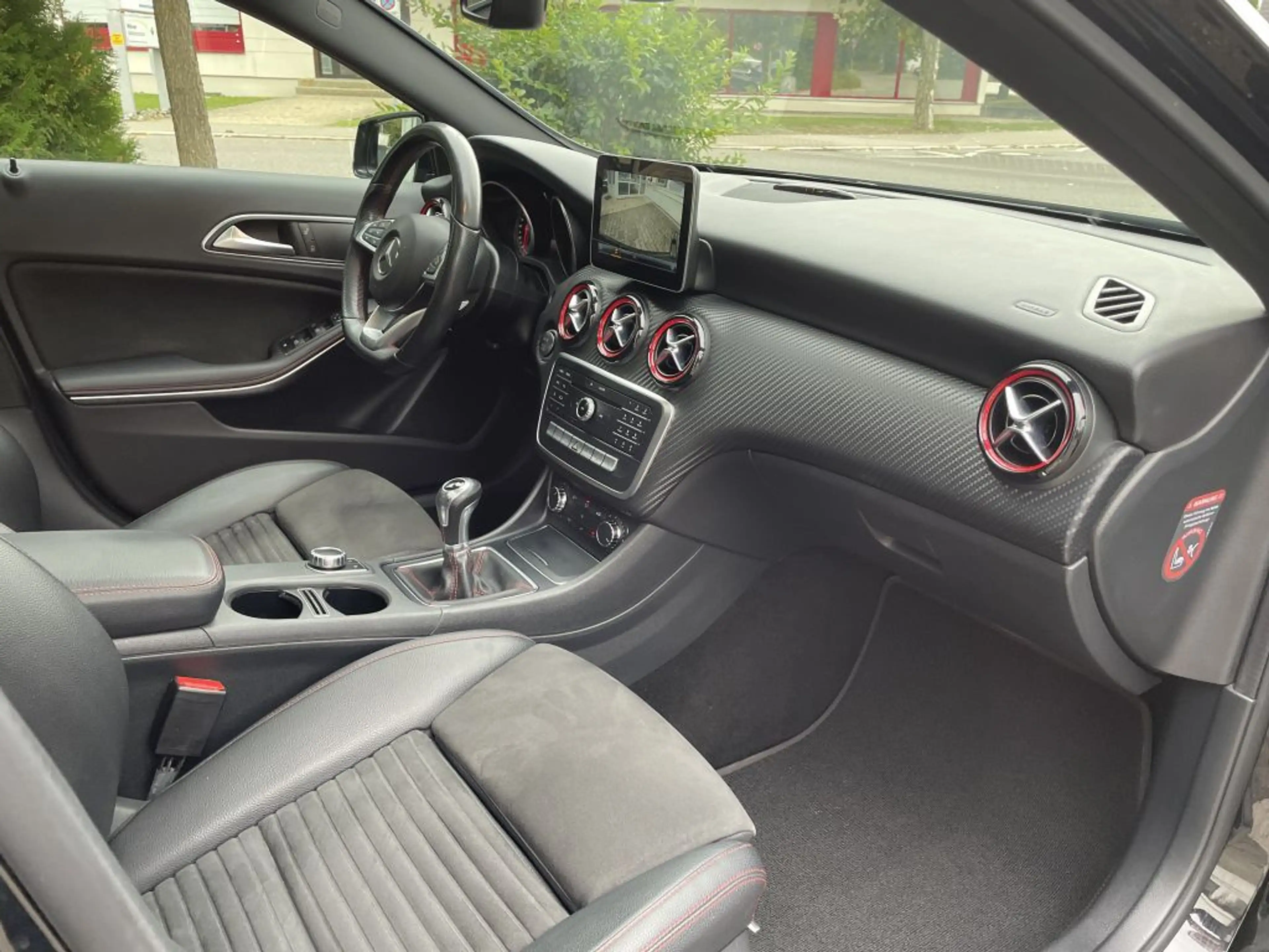 Mercedes-Benz A 250 Sport AMG-Line LED/NAVI/KAMERA — photo 7
