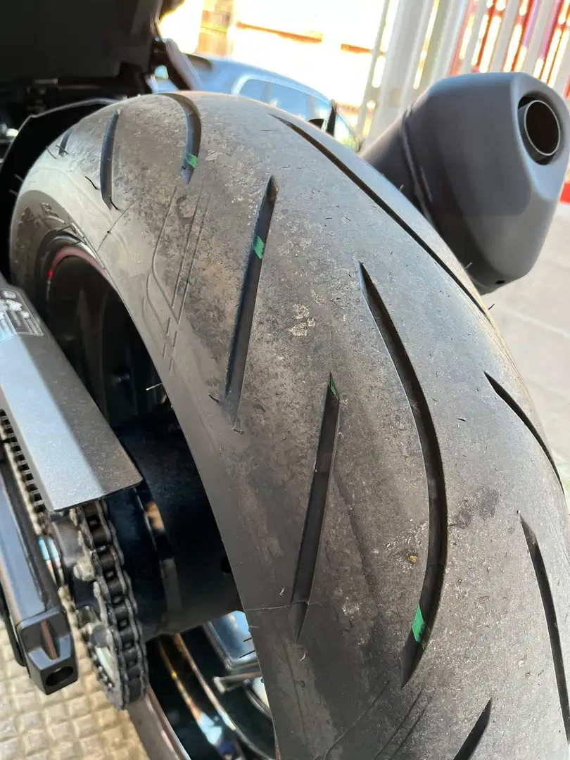 Suzuki GSX-S 750 Чорний - 2