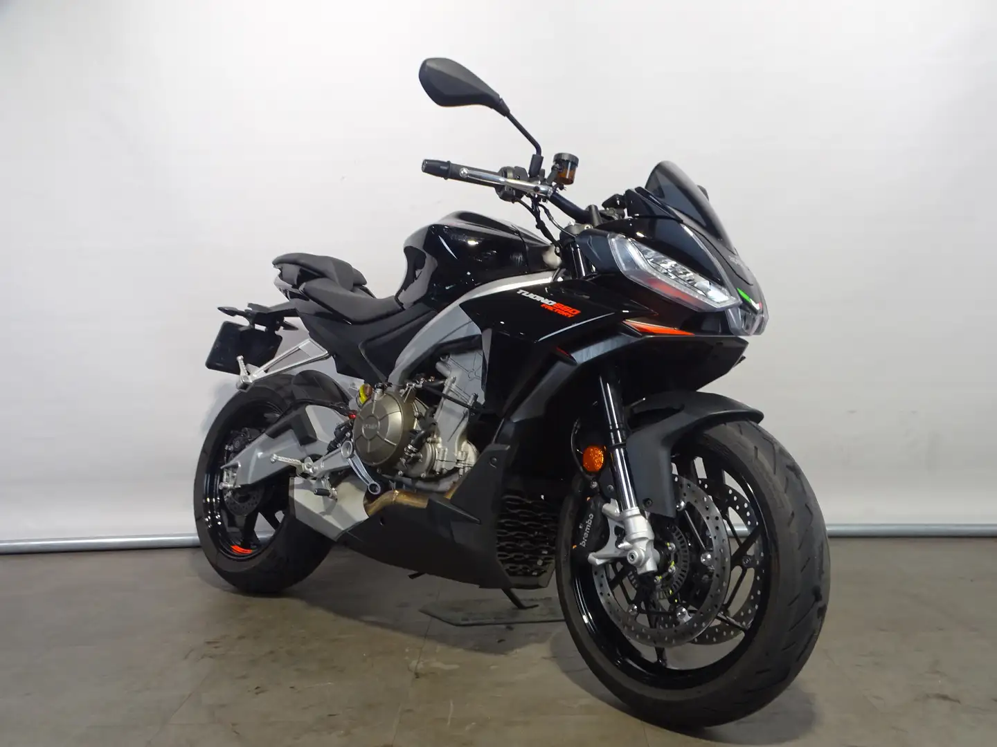 Aprilia Tuono 660 FACTORY Zwart - 2