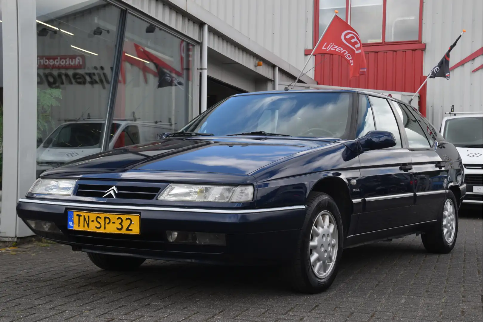 Citroen XM 3.0 V6 Exclusive Leer | Clima | Cruise | Radio/CD Azul - 2