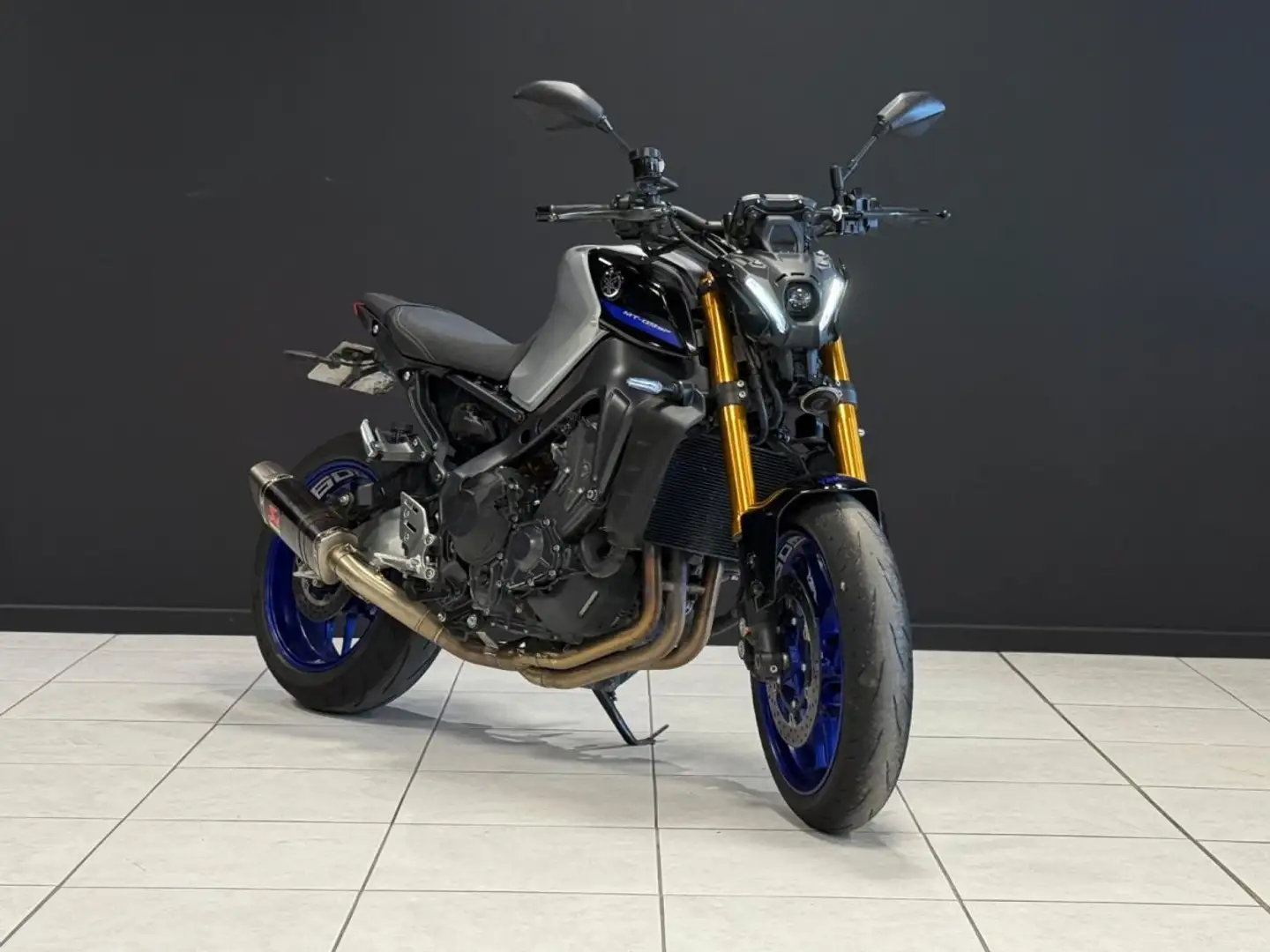 Yamaha MT-09 SP A2 35KW 47.5ch Gris - 1