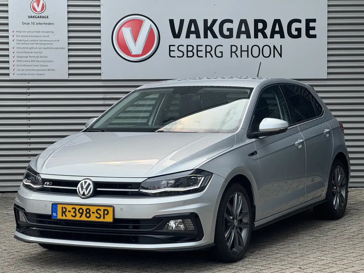 Volkswagen Polo 1.0 TSI 2x R-LINE DSG,NAVI,LED Gris - 1