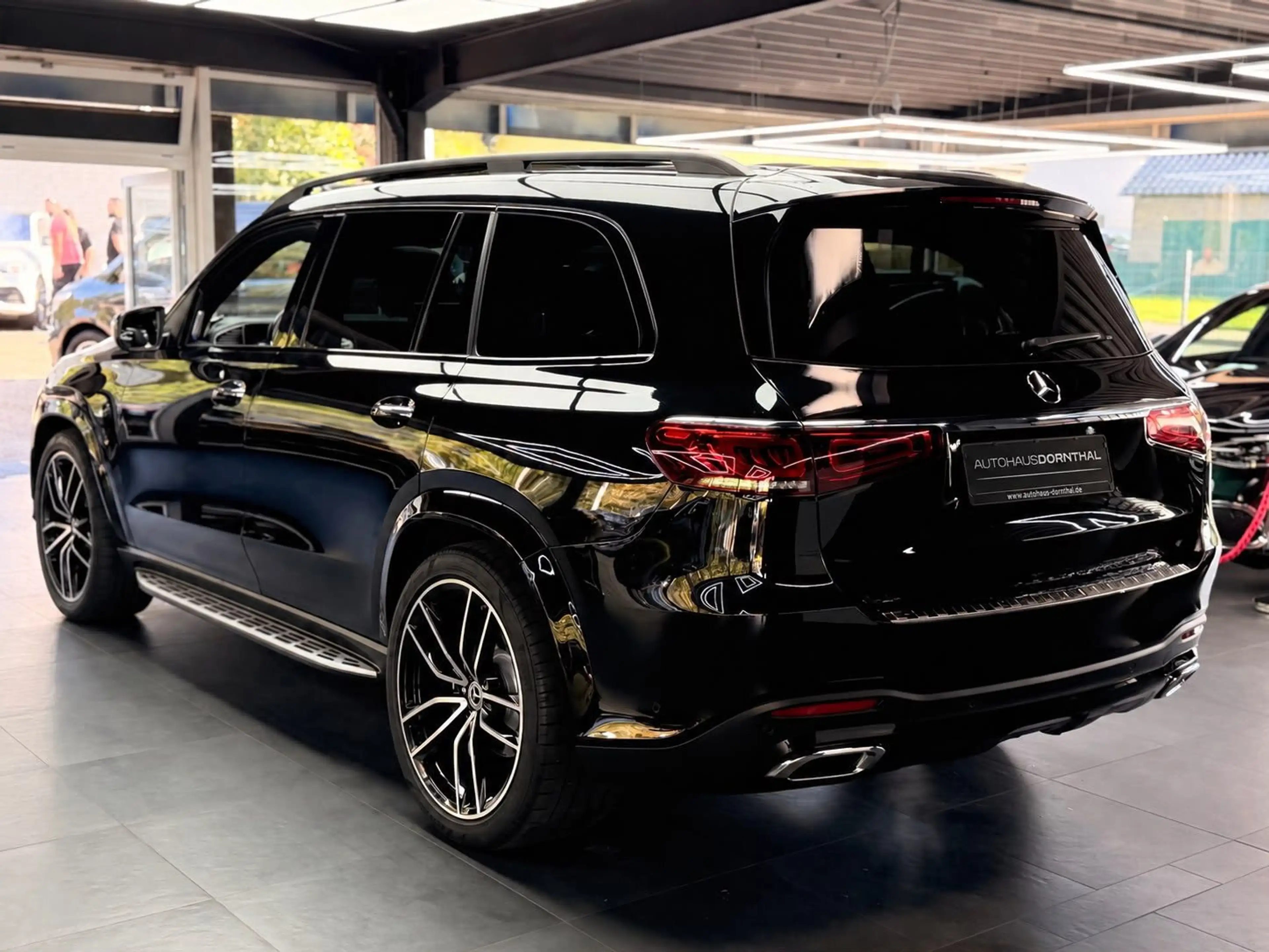 Mercedes-Benz GLS 400 d 4M AMG | E-ACTIVE | Fond-TV | 7-Sitzer — photo 11
