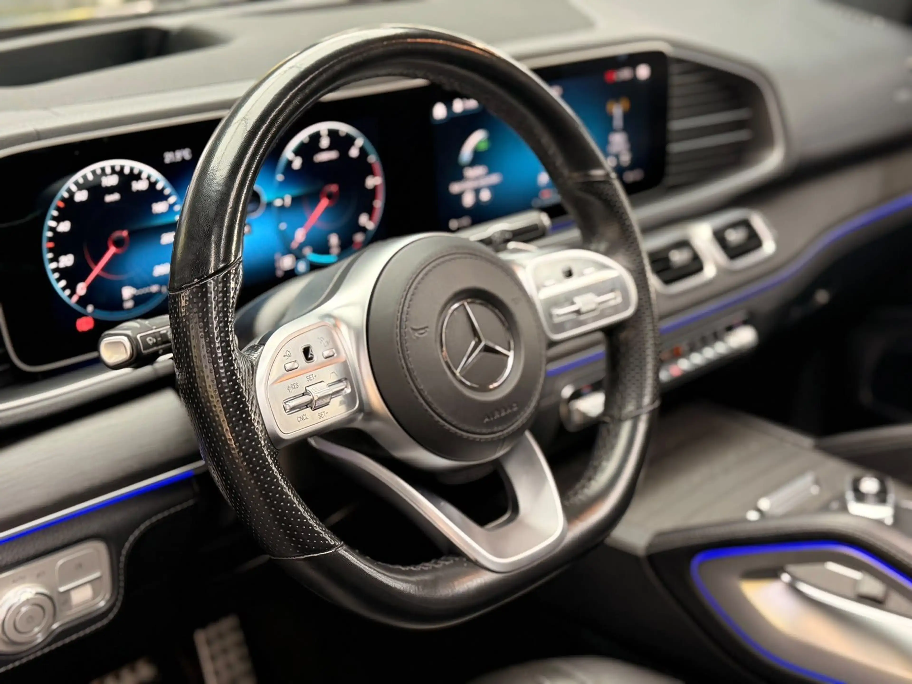 Mercedes-Benz GLS 400 d 4M AMG | E-ACTIVE | Fond-TV | 7-Sitzer — photo 6