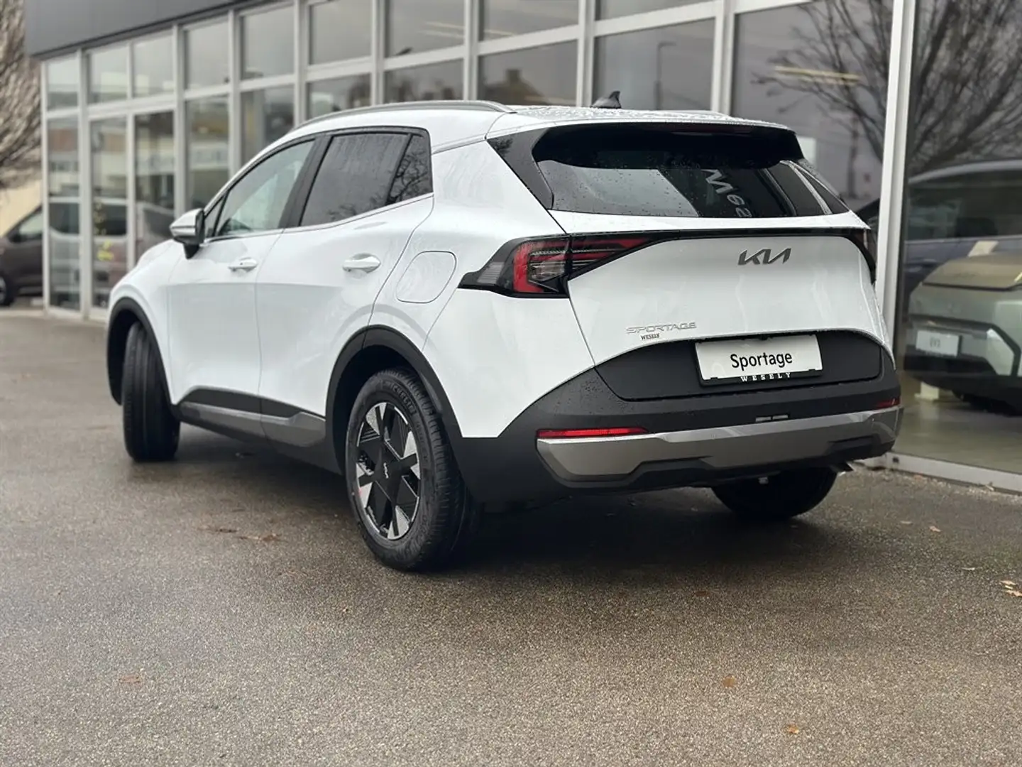 Kia Sportage 1,6 TGDI Silber Weiß - 2