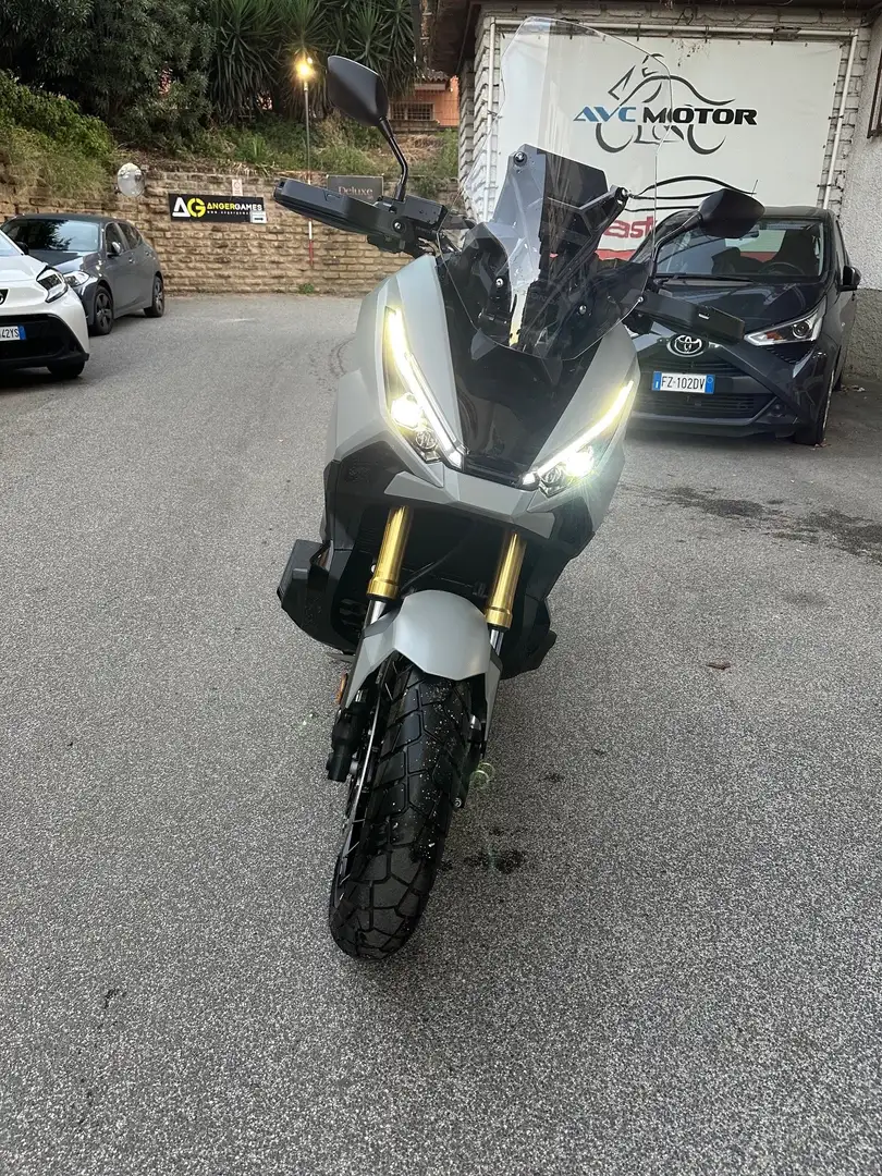 Honda X-ADV 750 new Euro5+ 05/25 km.3551 antifurto Grigio - 2
