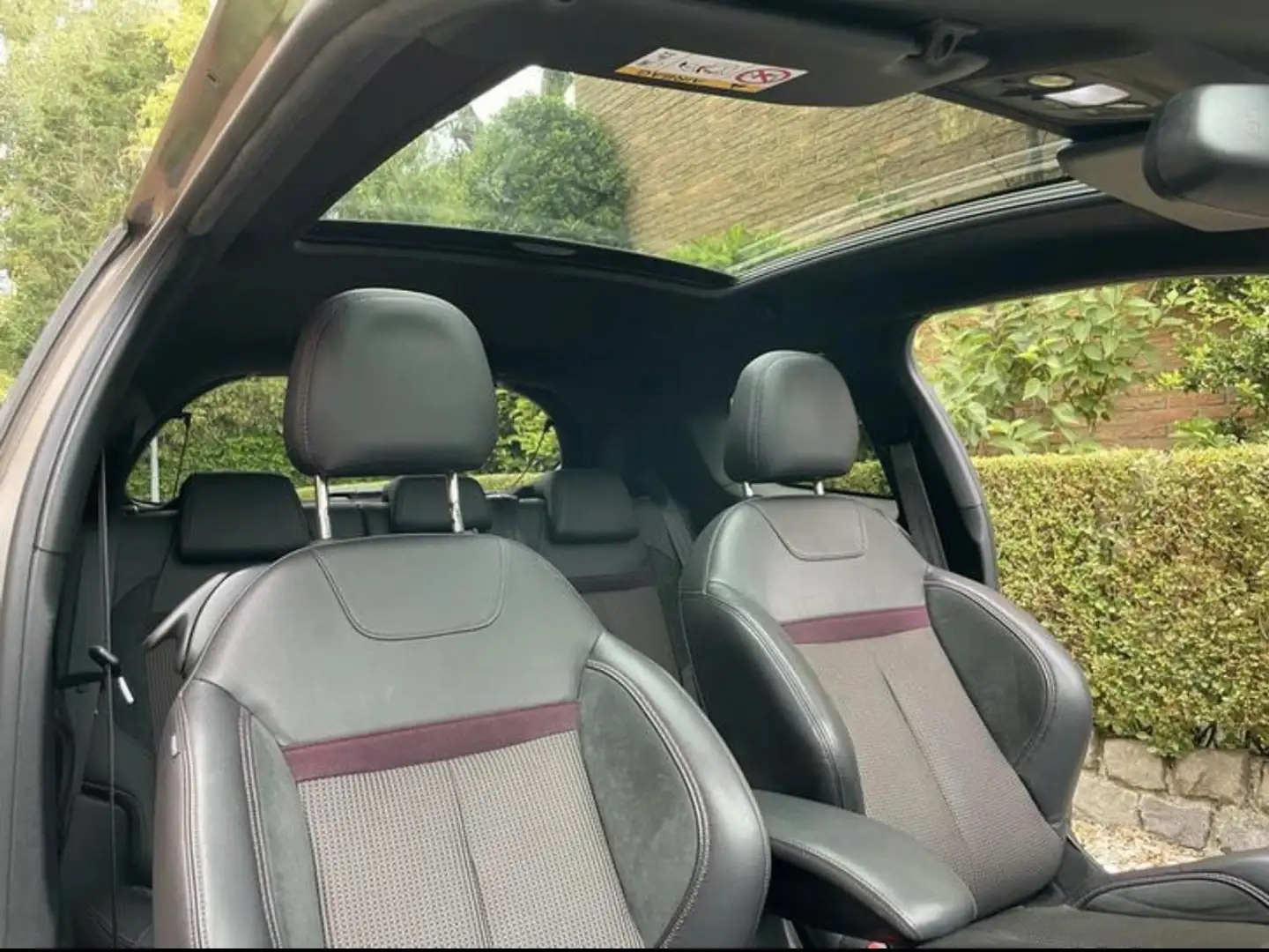 Peugeot 208 1.6 VTi 120ch BVM5 Allure - 2