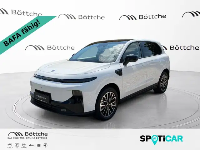 Leapmotor B10