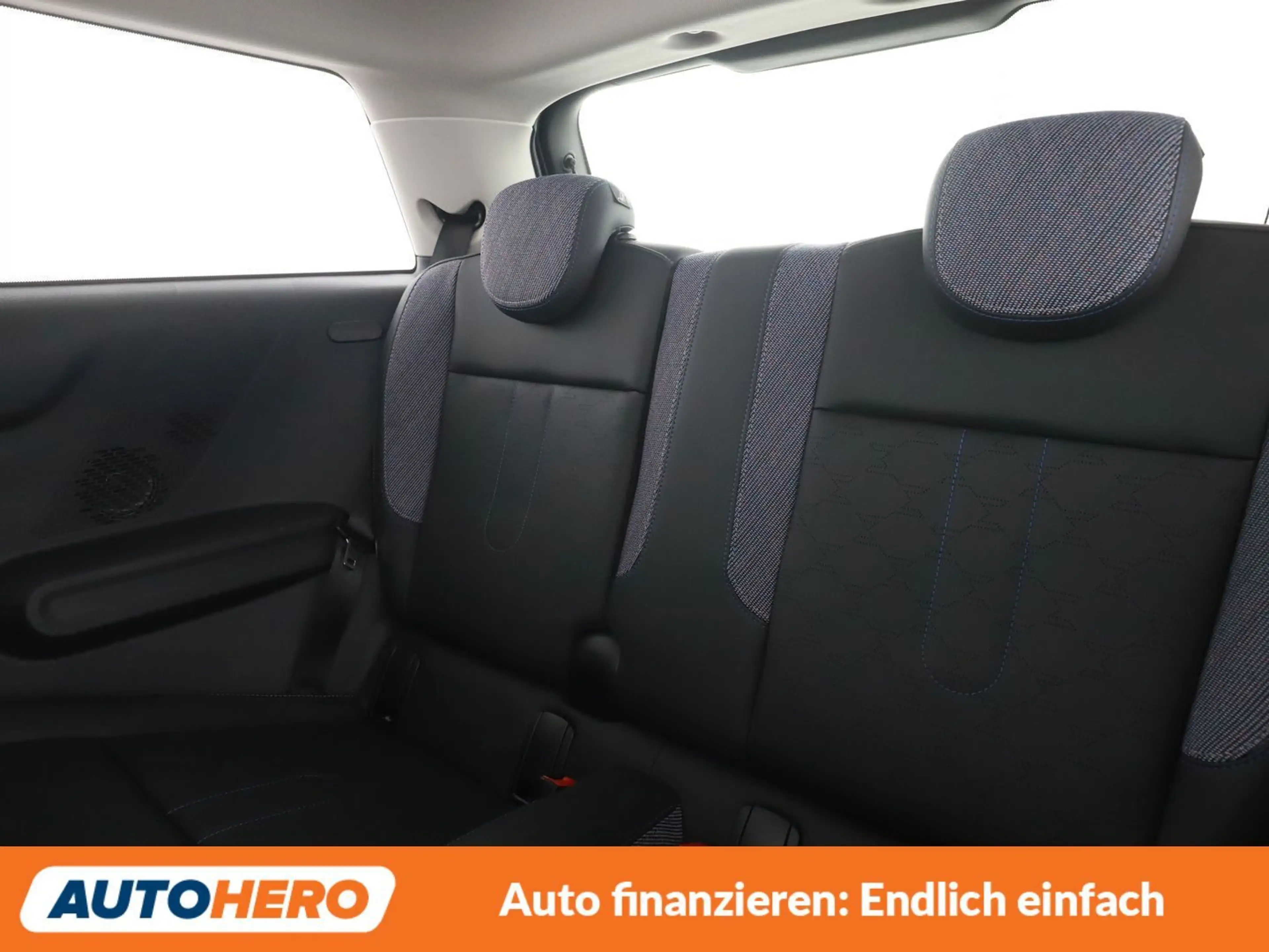 MINI Cooper Coupe Cooper C Classic Trim Aut. *LED*HUD*SPUR*TOT*CAM* — photo 14