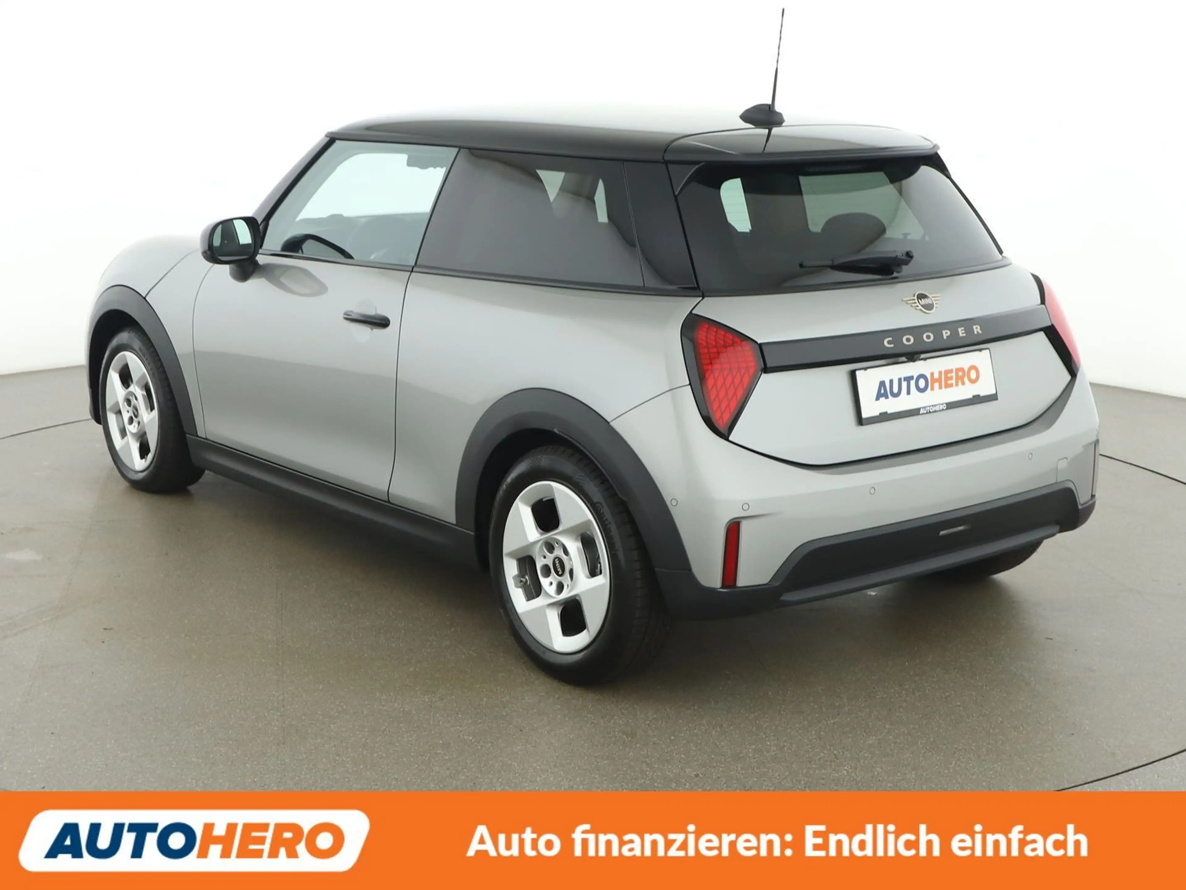 MINI Cooper Coupe Cooper C Classic Trim Aut. *LED*HUD*SPUR*TOT*CAM* — photo 4