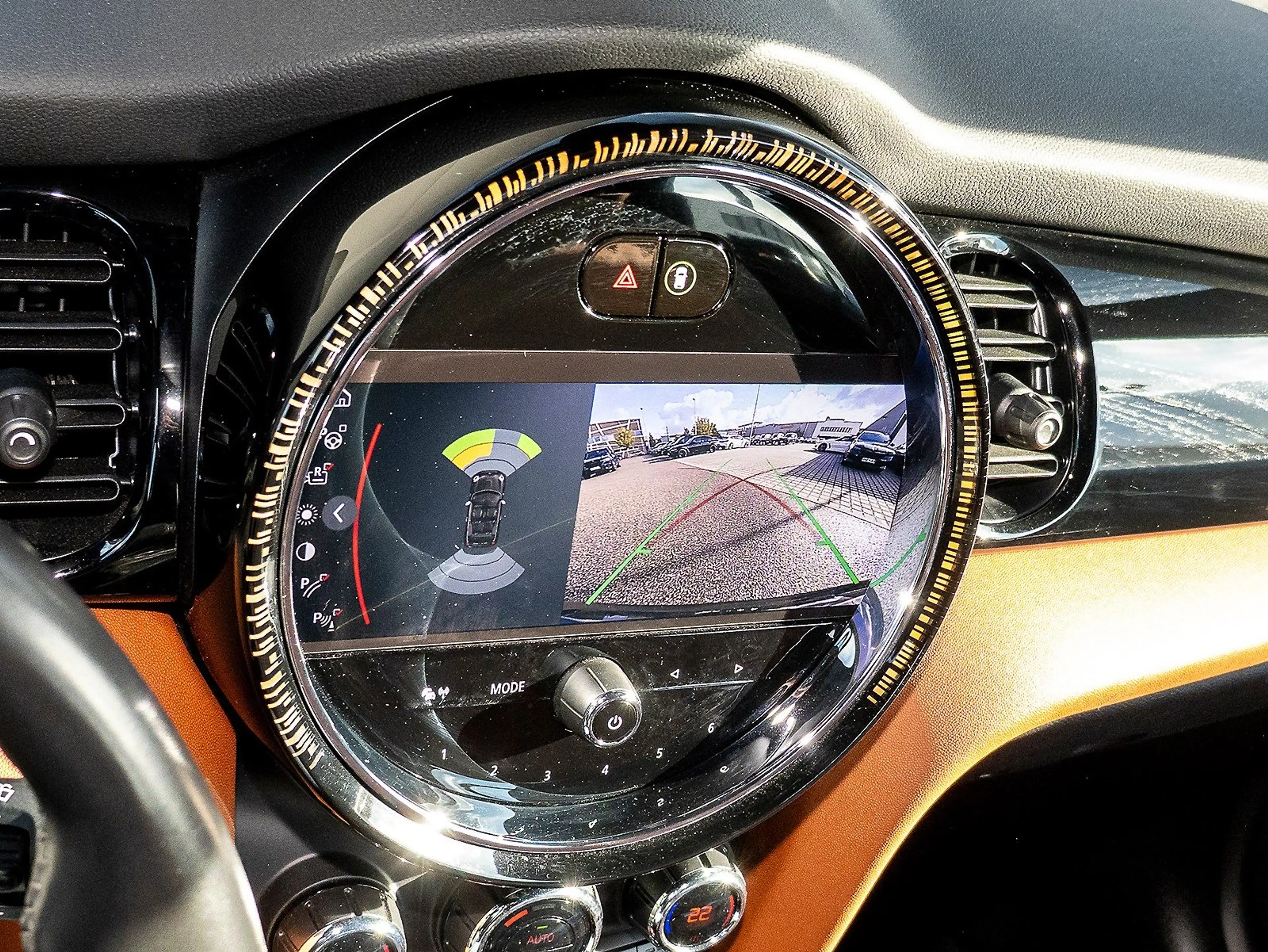 MINI Cooper S Cabrio Cooper S Cab. HUD K/Ksound Leder LED Cam 1VB DAB — photo 10
