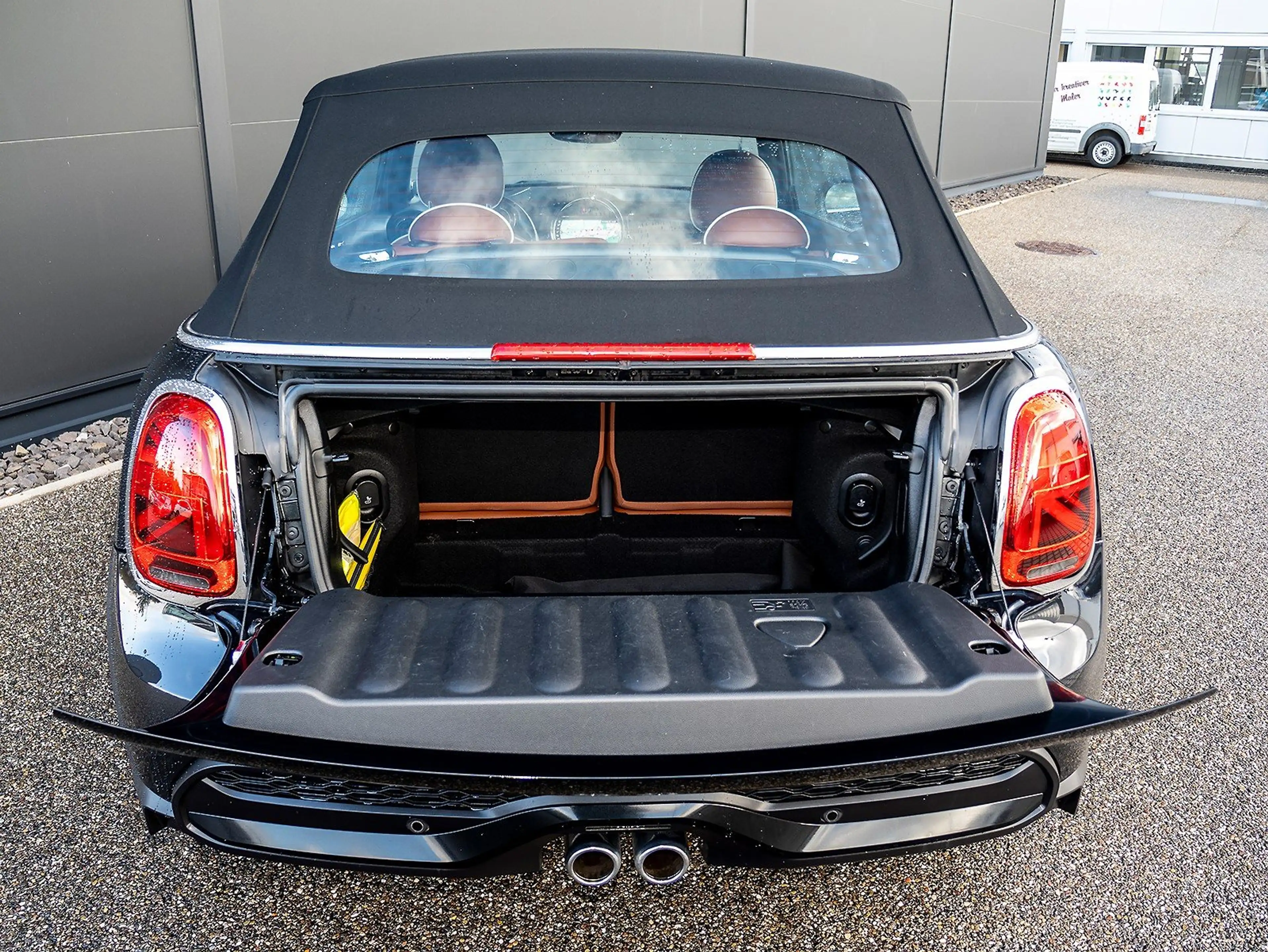 MINI Cooper S Cabrio Cooper S Cab. HUD K/Ksound Leder LED Cam 1VB DAB — photo 20