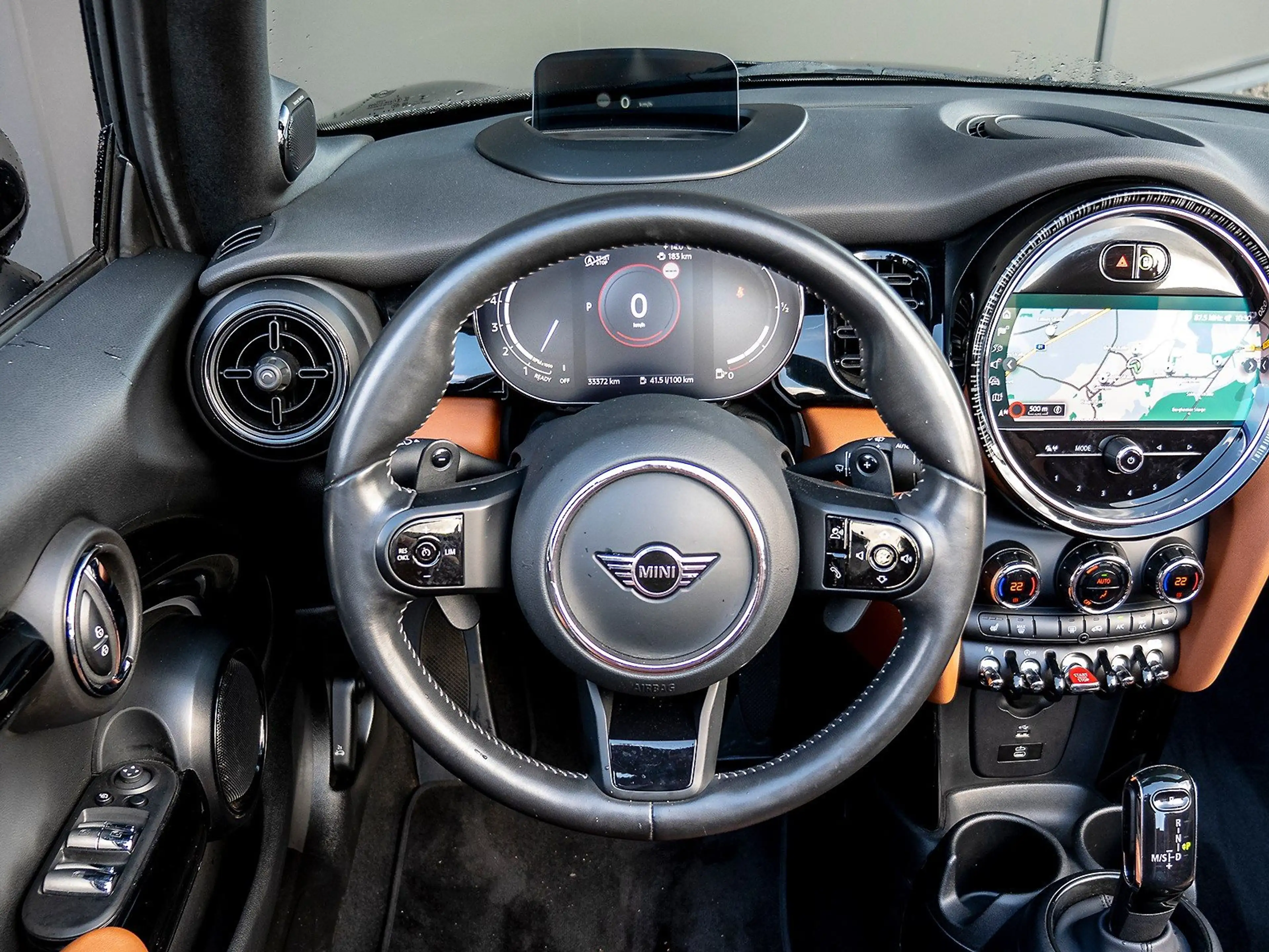 MINI Cooper S Cabrio Cooper S Cab. HUD K/Ksound Leder LED Cam 1VB DAB — photo 5