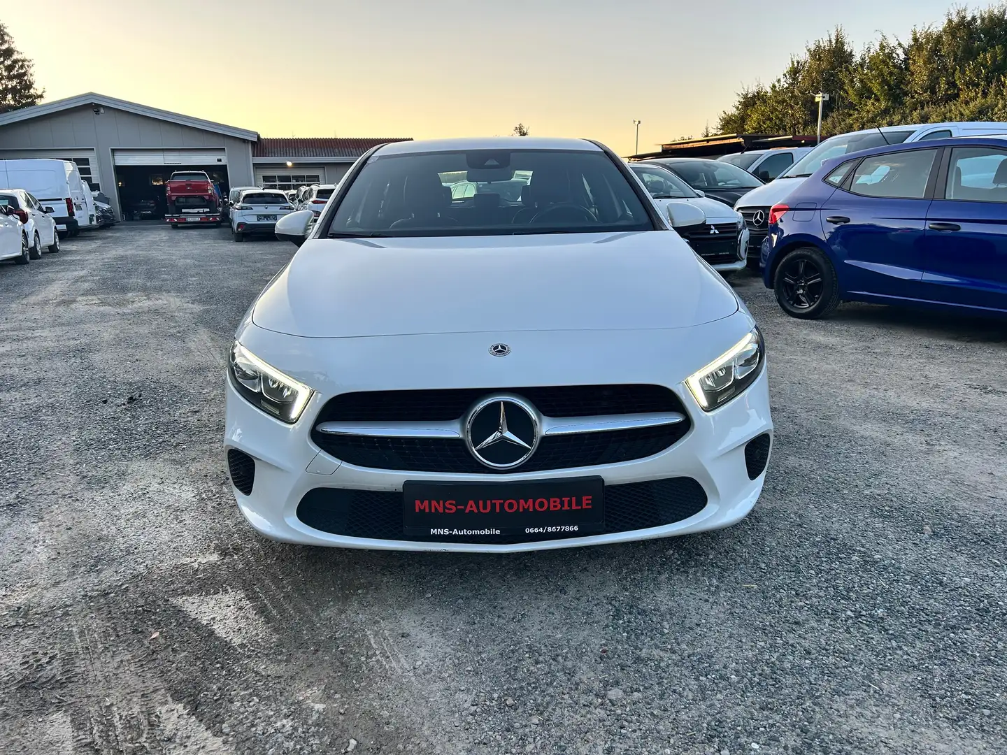 Mercedes-Benz A 180 A 180 d 2.0 Diesel Mercedes Motor Fahrbereit Weiß - 2