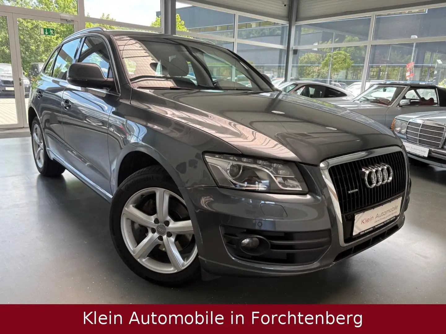 Audi Q5 3.0TDI Aut. Quattro S Line Sport Plus 1.-Hand Grau - 1