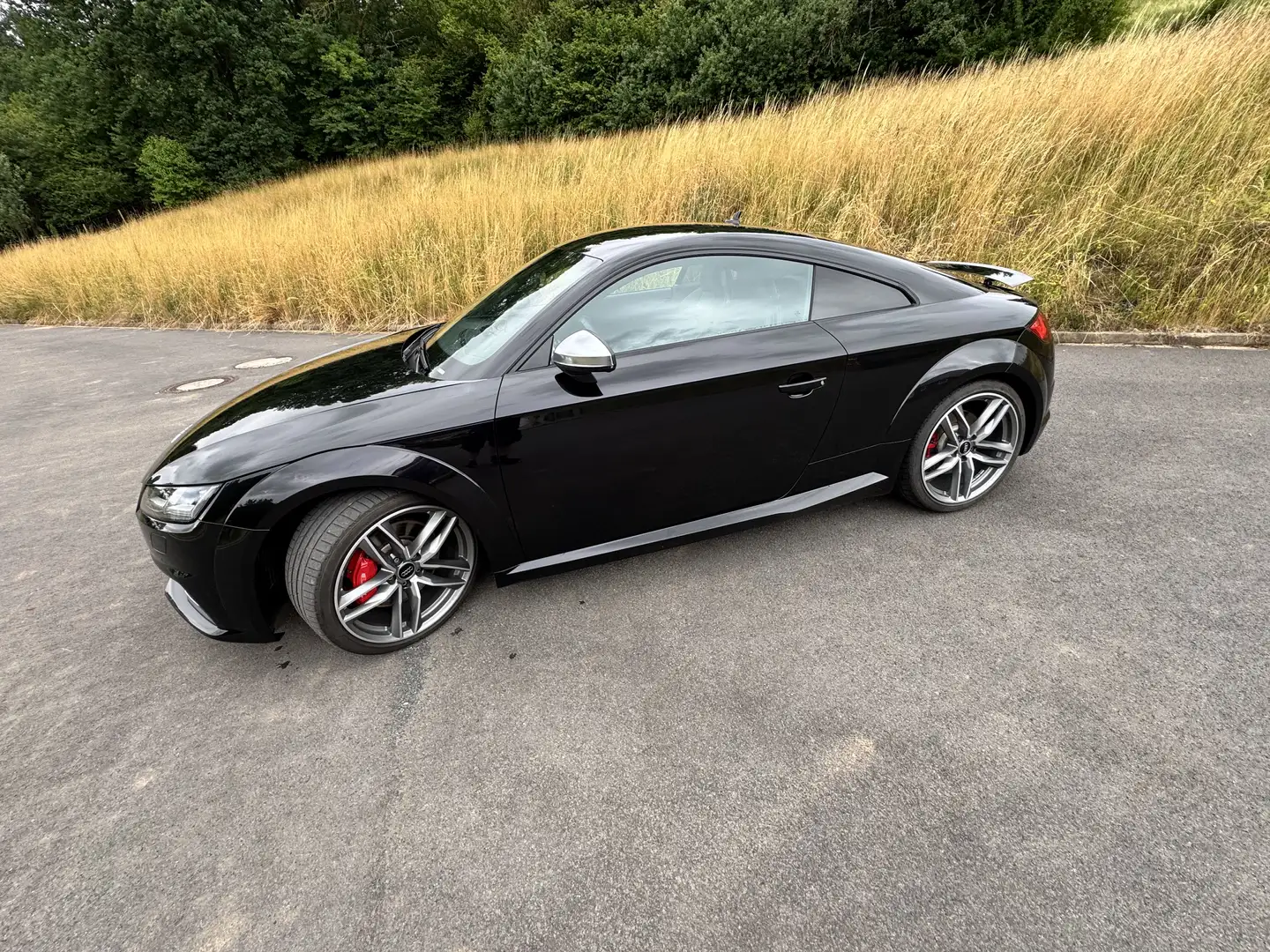 Audi TT TTS Coupe 2.0 TFSI quattro, B&O, S-Line Schwarz - 2
