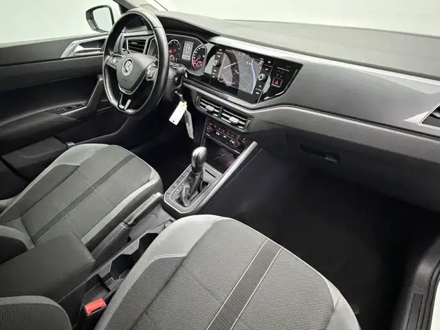 Volkswagen Polo view 7