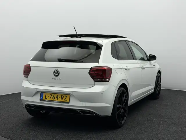 Volkswagen Polo view 5