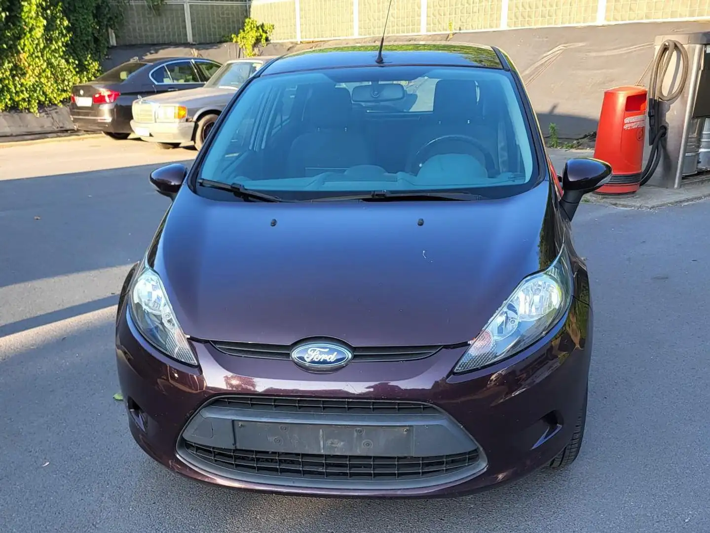 Ford Fiesta 1.4 TDCi Ambiente DPF Brun - 1