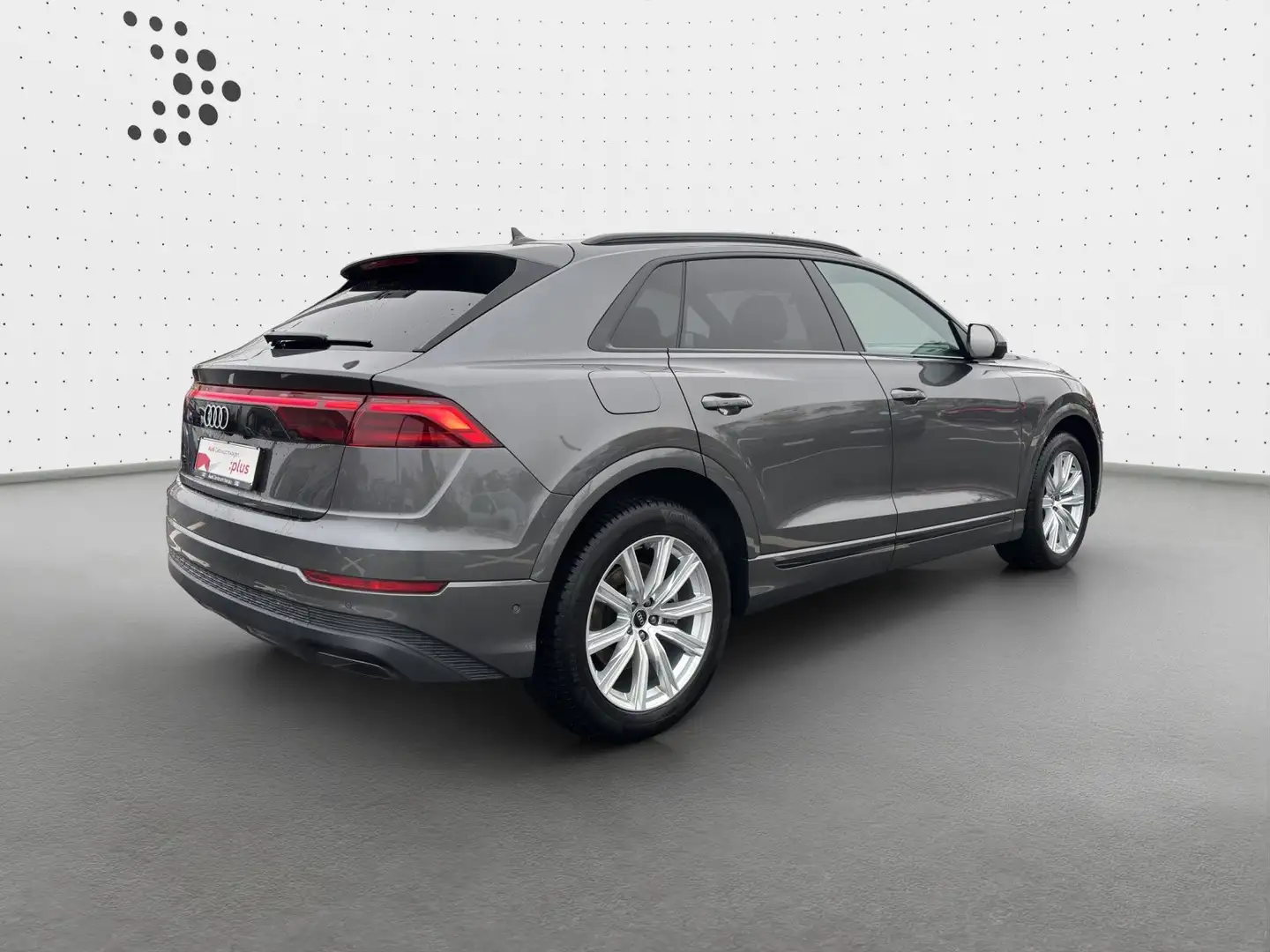 Audi Q8 45 TDI quattro*NAVI*MATRIX*HUD*LUFT*AHK*OPTIK Grijs - 2