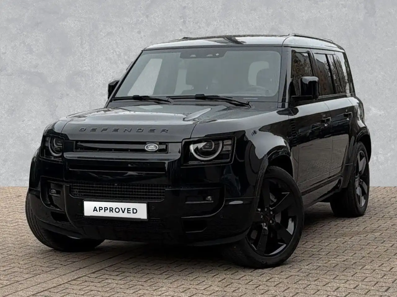 Land Rover Defender 110 P300e X-Dynamic HSE AHK ACC HUD — photo 1 of 9