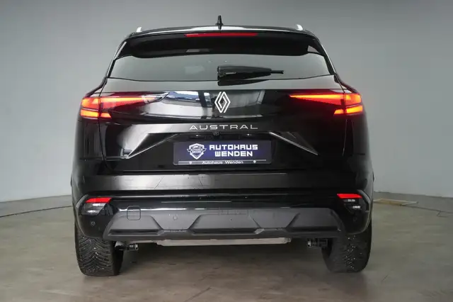Renault Austral view 6