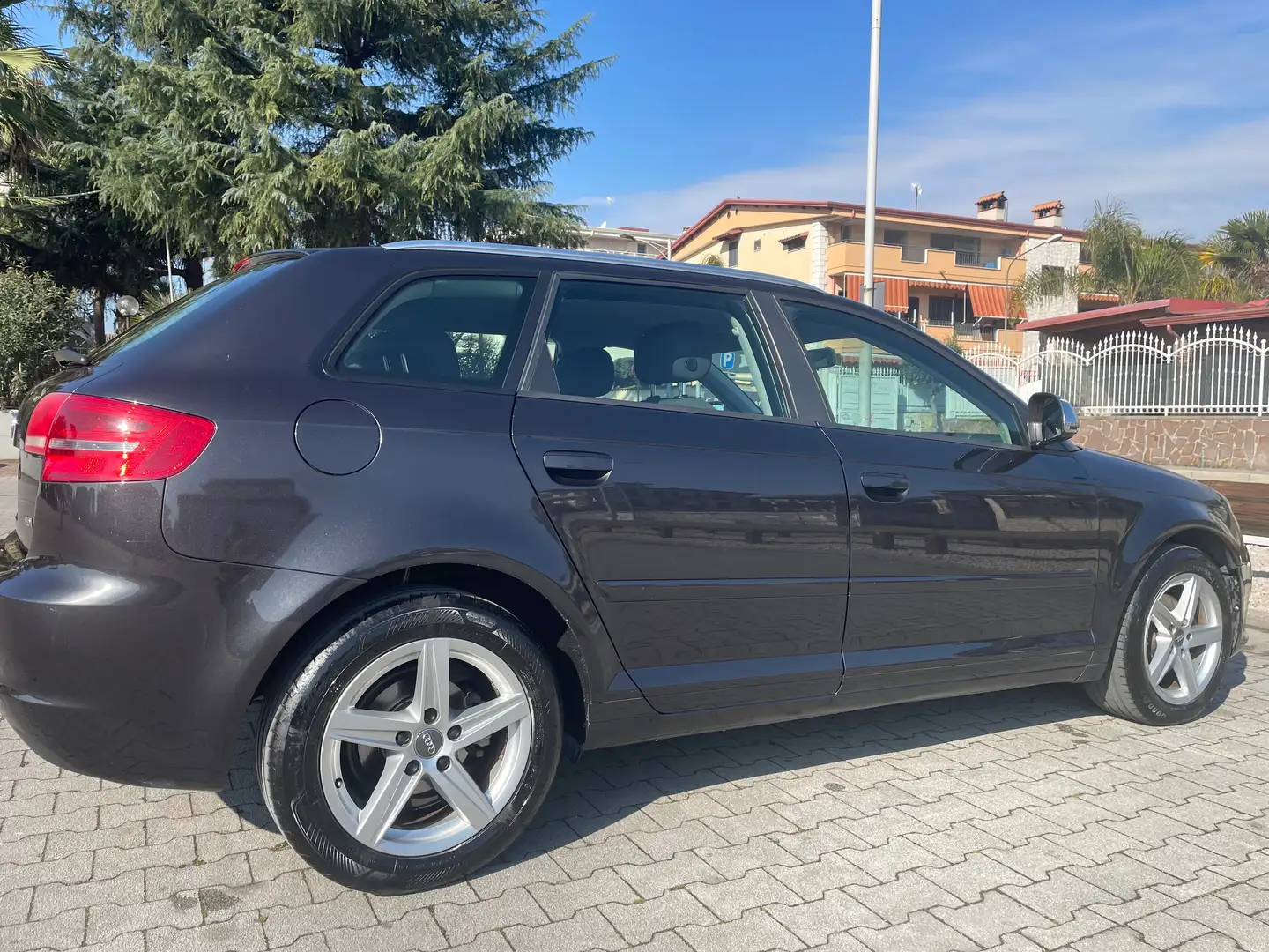 Audi A3 1,6 90cc Nero - 1