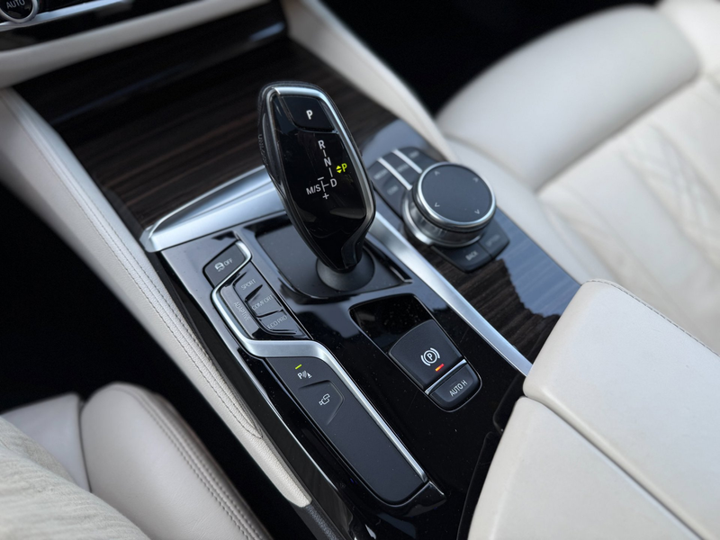 BMW 540 5-serie 540i xDrive High Executive | Pano | 360 | — photo 36