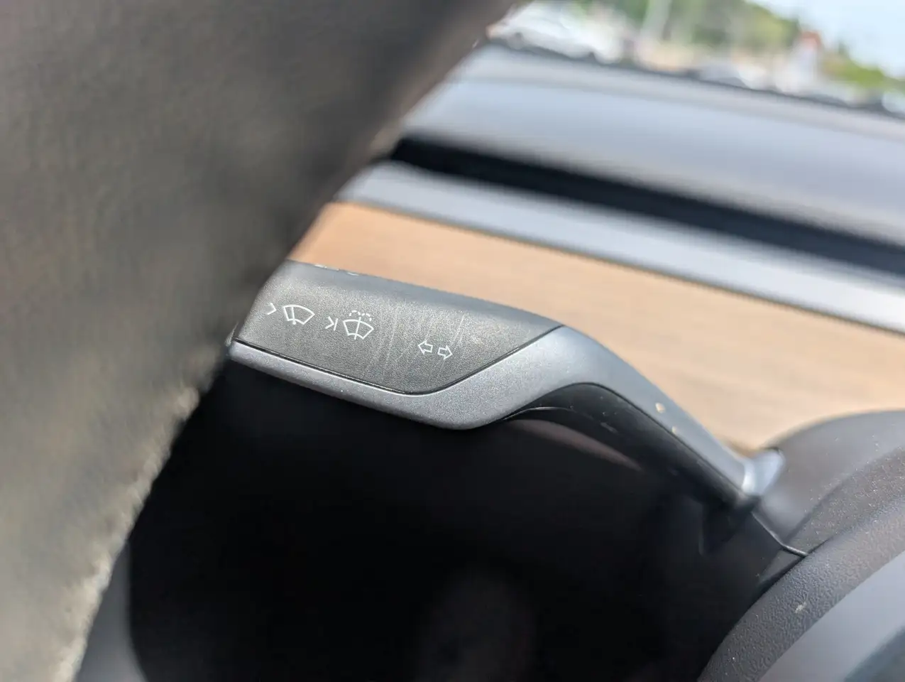 Tesla Model Y снимка Tesla Model Y