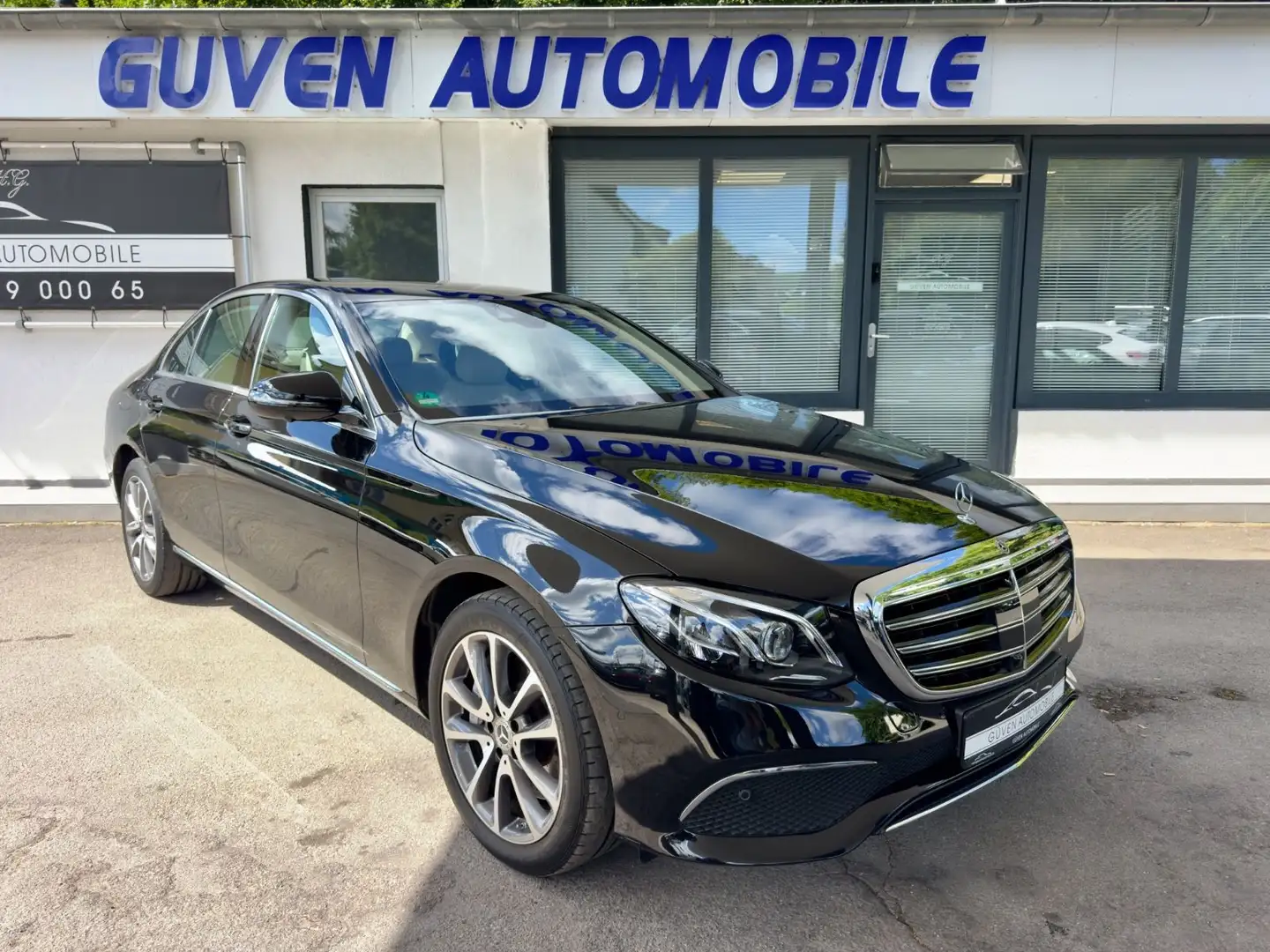 Mercedes-Benz E 400 4M 360° LED COMAND MULTIBEAM MEMORY 1.HAND Schwarz - 2