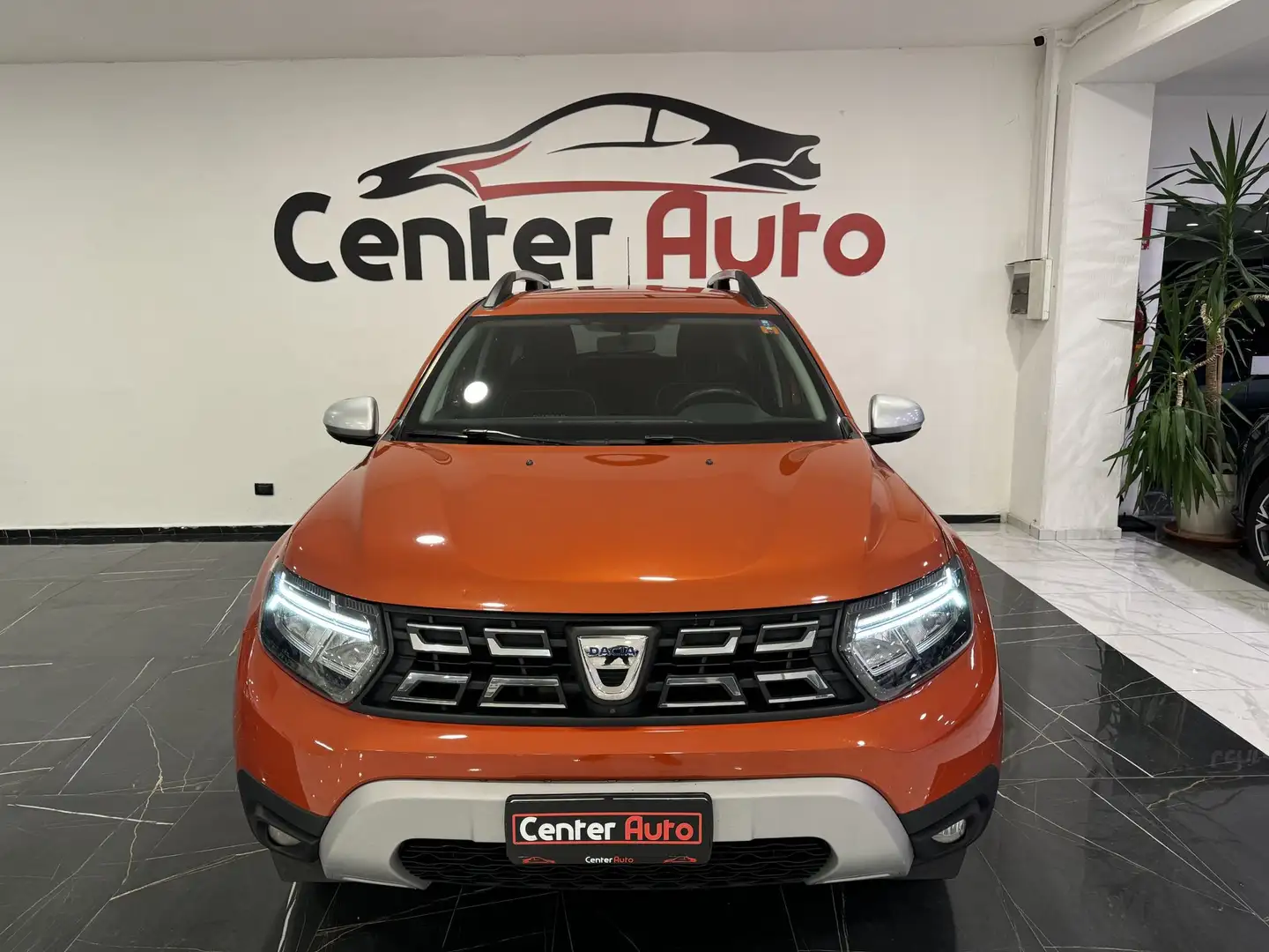 Dacia Duster 1.0 TCe GPL 100 CV 4x2 Prestige - 2