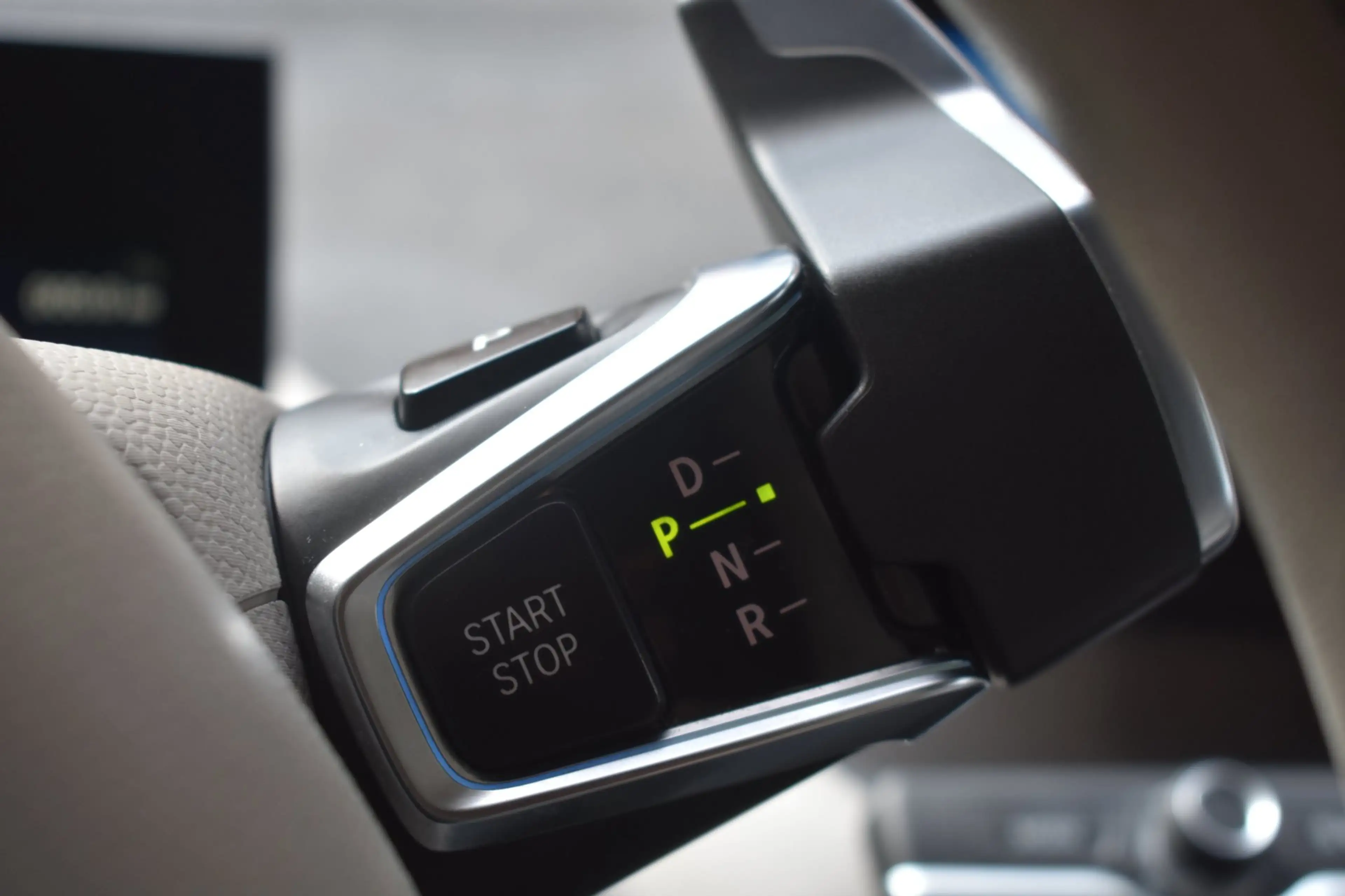 BMW i3 Basis Comfort 22 kWh SOH 75,8% '13 Navi Clima Crui — photo 18