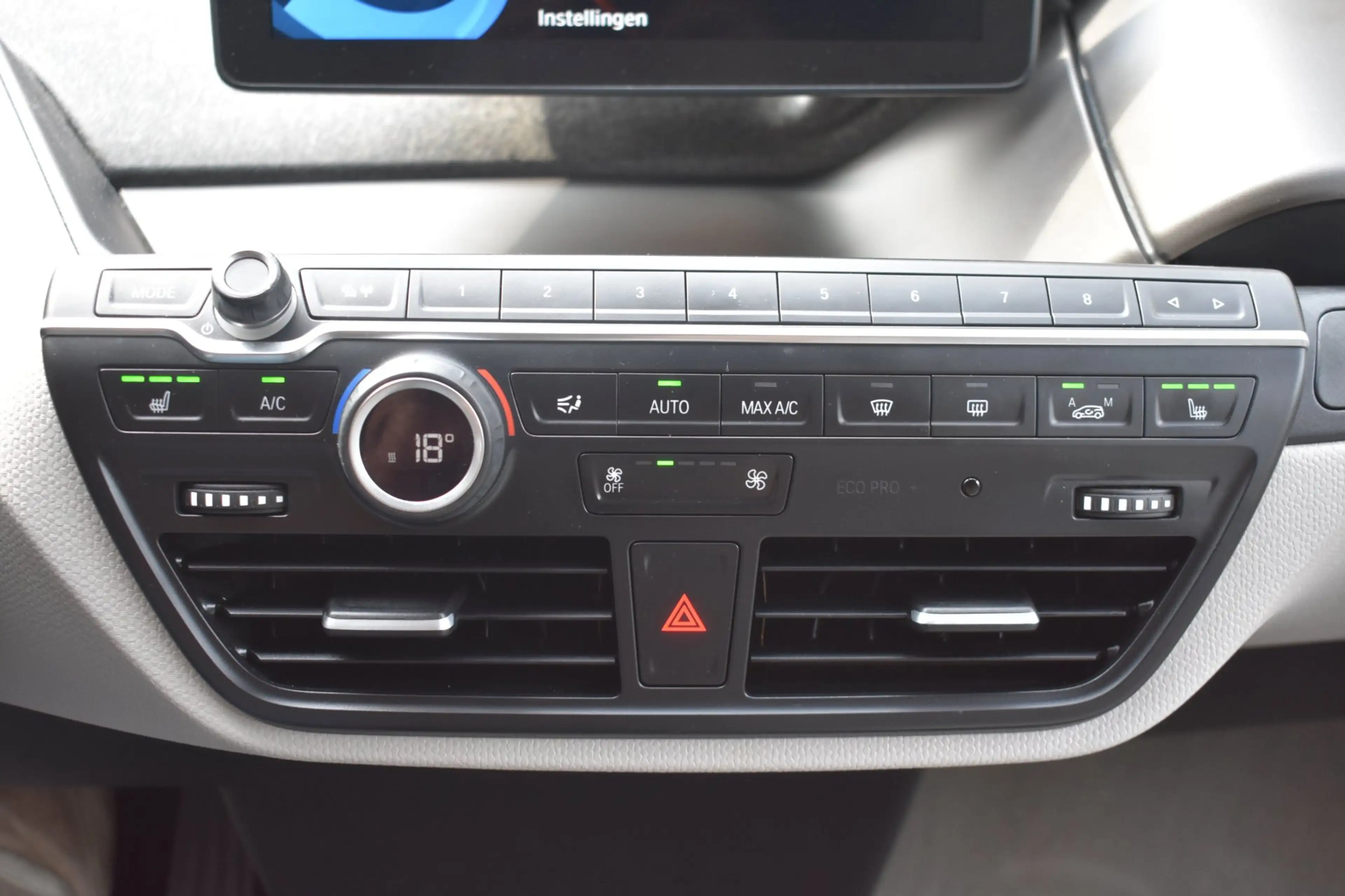 BMW i3 Basis Comfort 22 kWh SOH 75,8% '13 Navi Clima Crui — photo 21