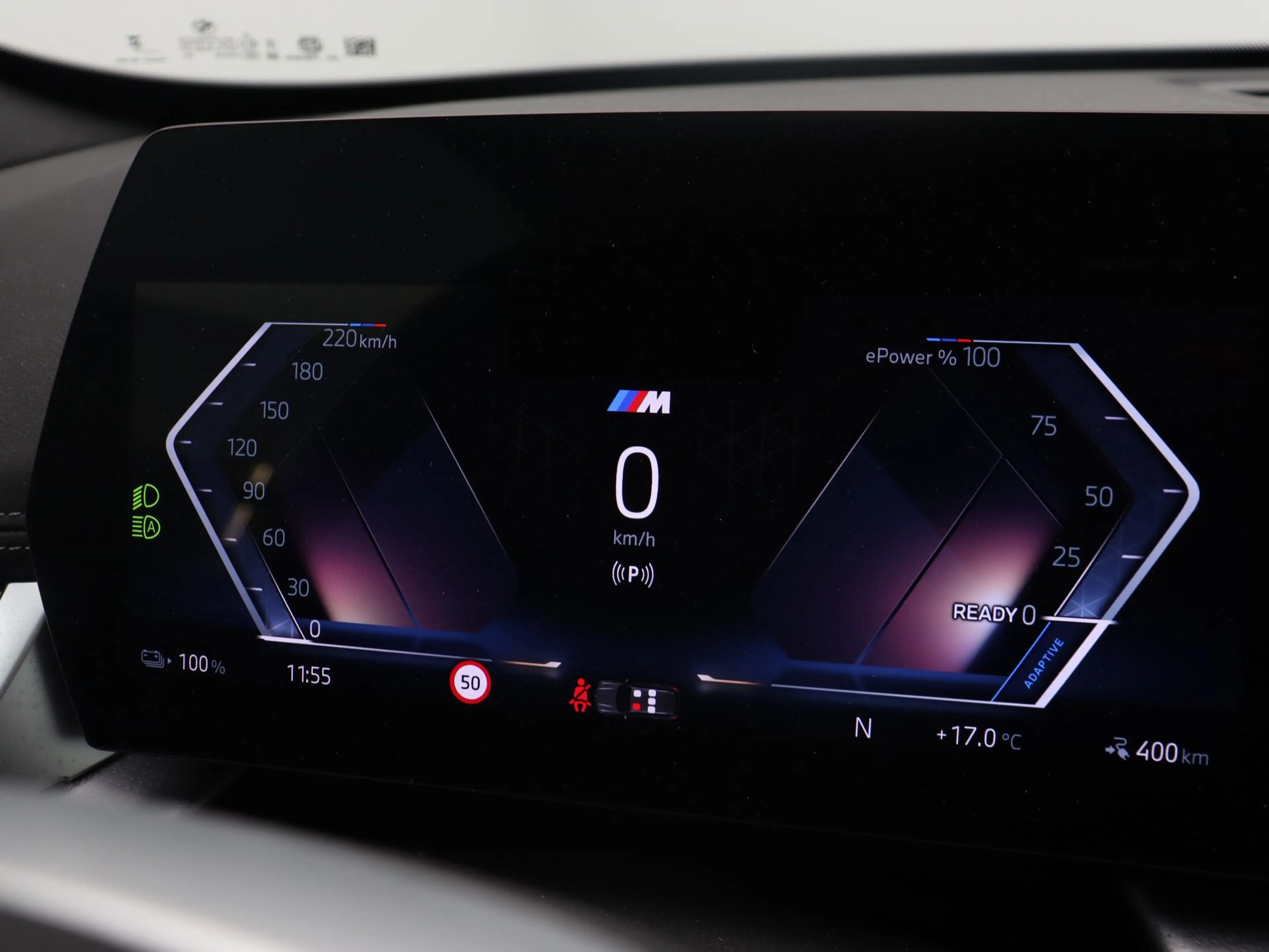 BMW iX1 eDrive20 M Sport Edition — photo 3