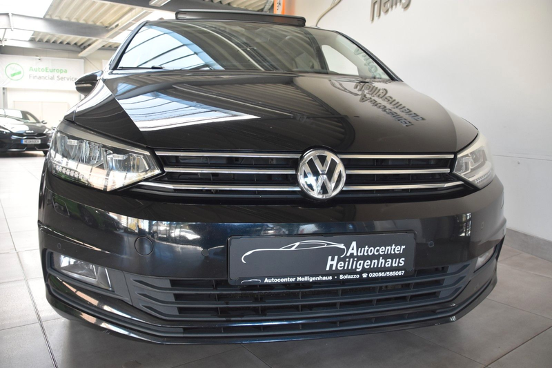Volkswagen Touran 2.0 TDI Comfortline DSG LED Pano Navi ACC