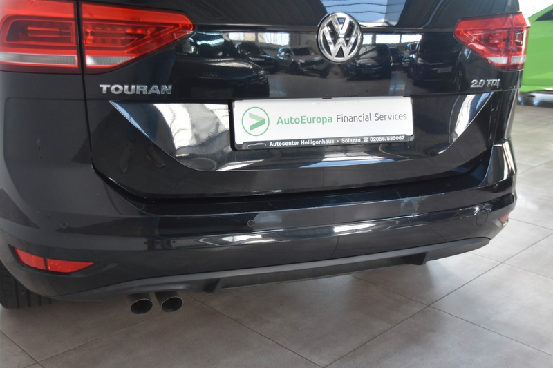 Volkswagen Touran 2.0 TDI Comfortline DSG LED Pano Navi ACC — photo 7