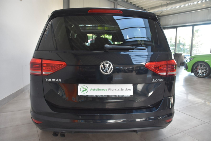 Volkswagen Touran 2.0 TDI Comfortline DSG LED Pano Navi ACC — photo 5