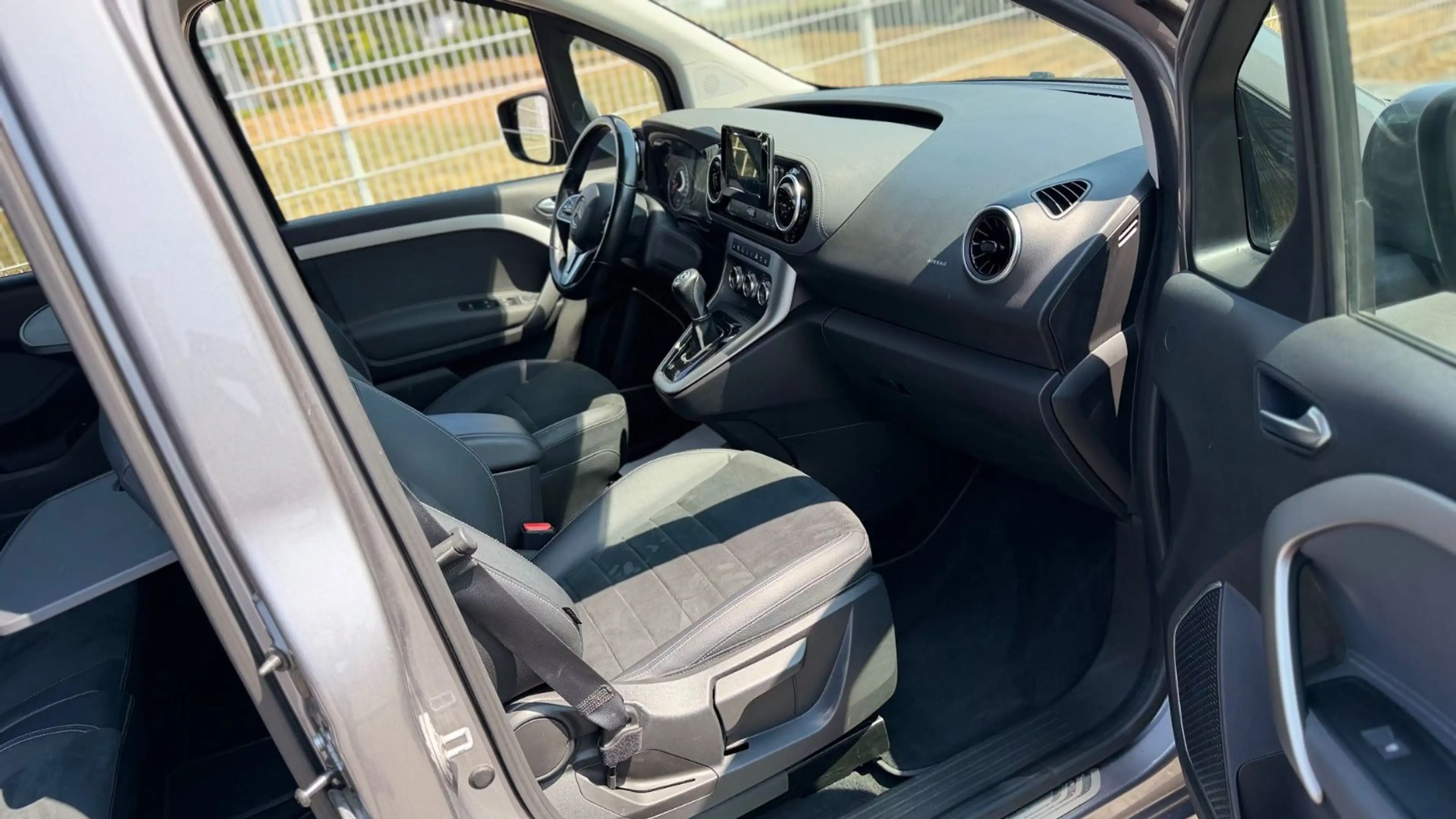 Mercedes-Benz T-Class 180d Progressive Autom./Camera/T.Leder — photo 10