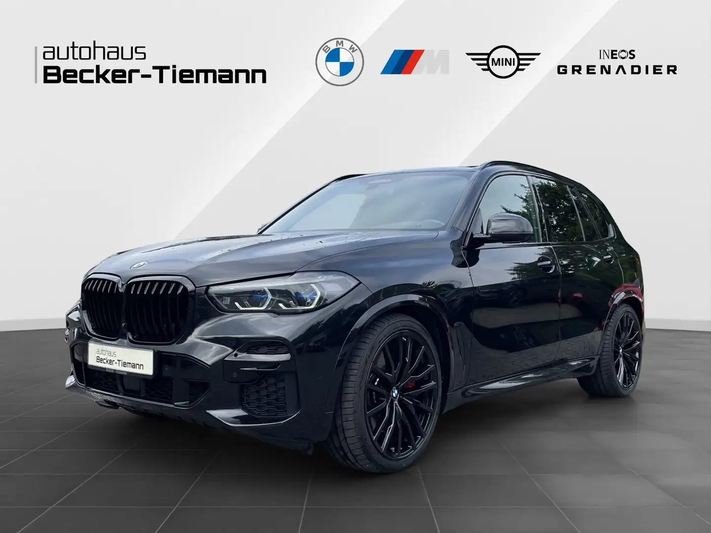 BMW X5 M50i DrivAss Prof./ ParkAss+/ AHK/ HK-Sound/ Komfo Zwart - 1