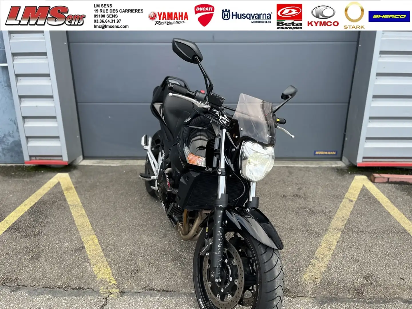 Suzuki GSR 600 Schwarz - 2