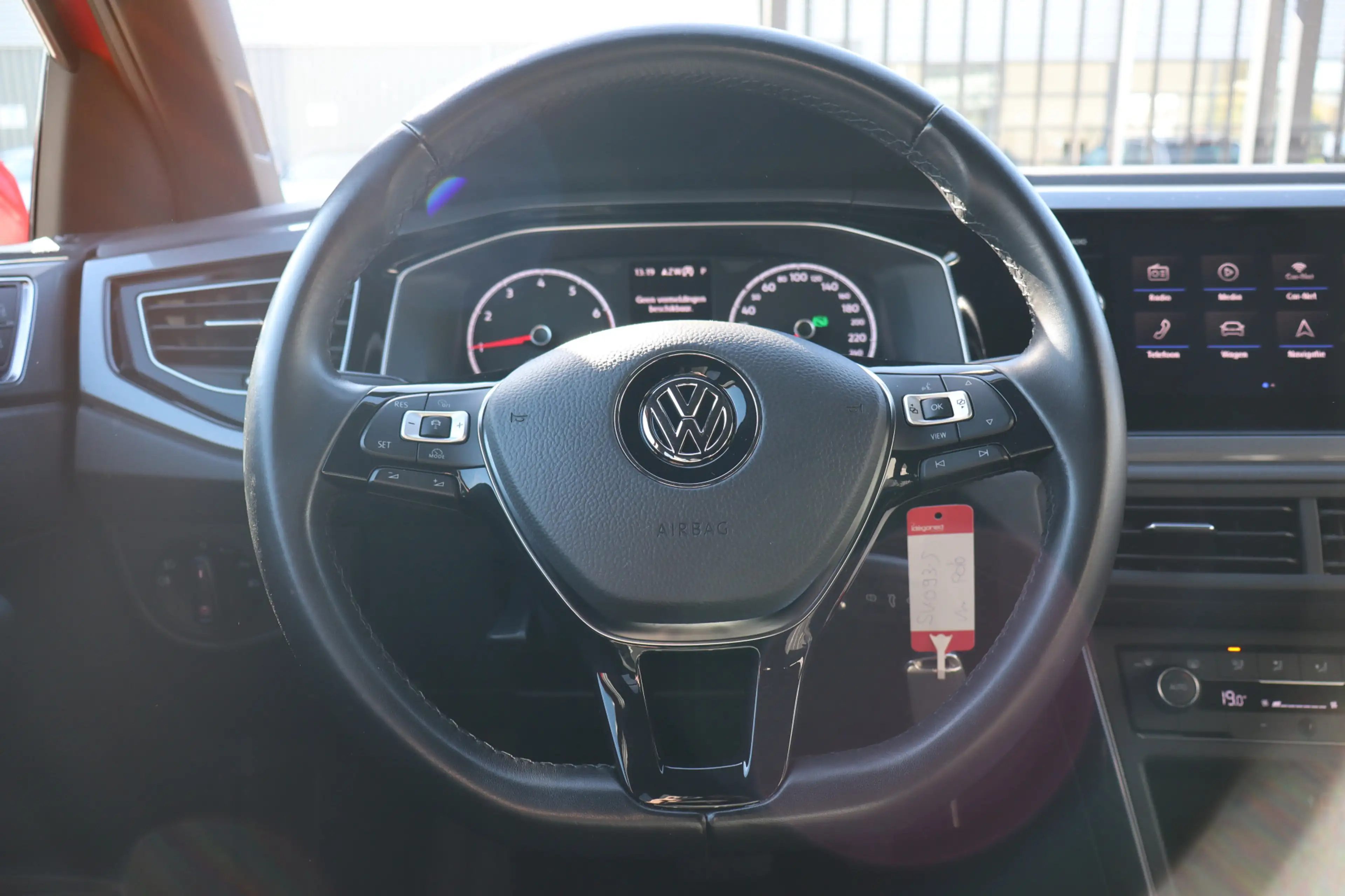 Volkswagen Polo 1.0 TSI Highline Automaat/Nederlandse auto/Apple c — photo 14