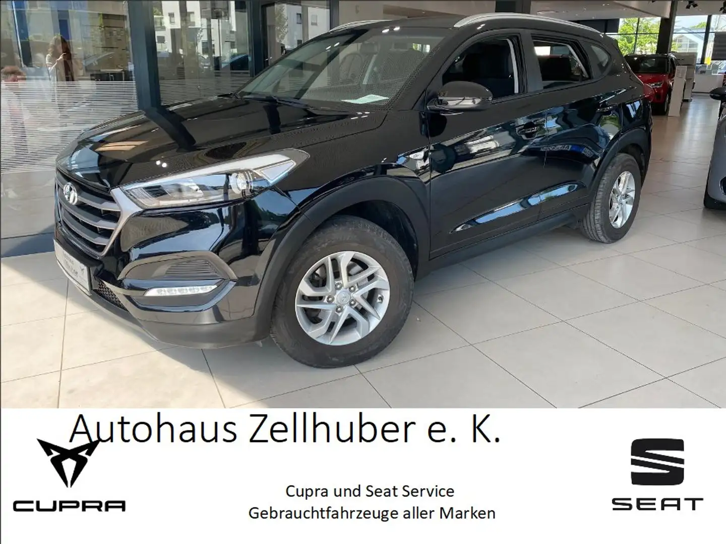 Hyundai TUCSON 1.6 GDi 2WD *Navi*Kamera*8-Fach* Schwarz - 1