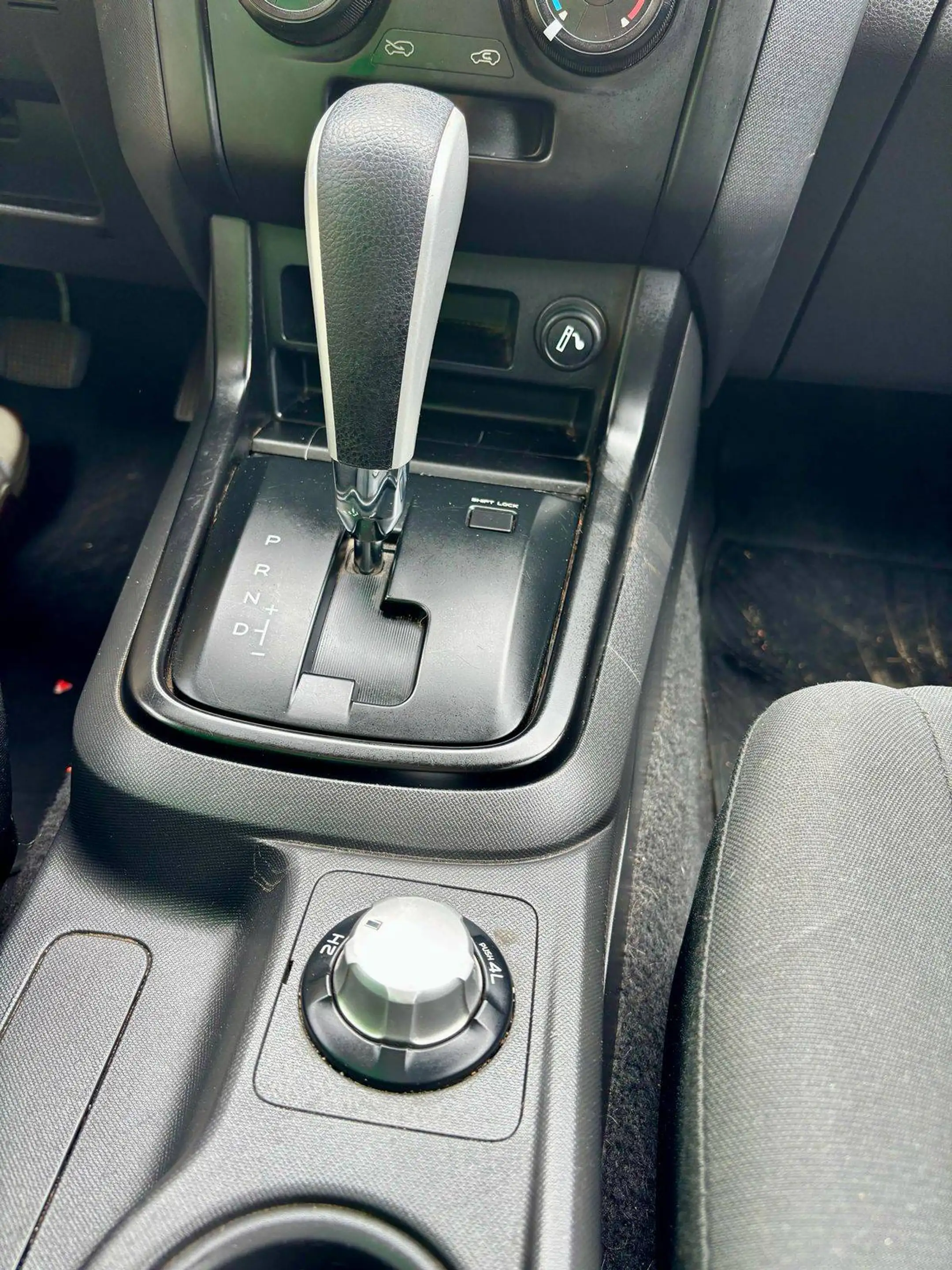 Isuzu D-Max 1.9/1.Owner/Belgium Car/3.5 trekking/tractable — photo 12