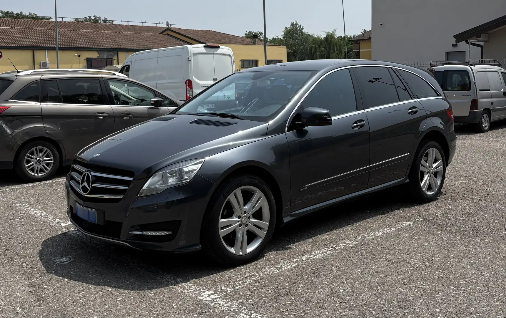 Mercedes-Benz R 350 CDI 4 Matic SPORT Grigio - 2