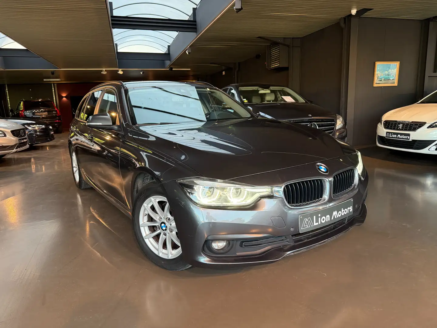 BMW 318 d Aut.*Headup*Led*Navi*Verwarm*Driving As.*Euro6 Gris - 1